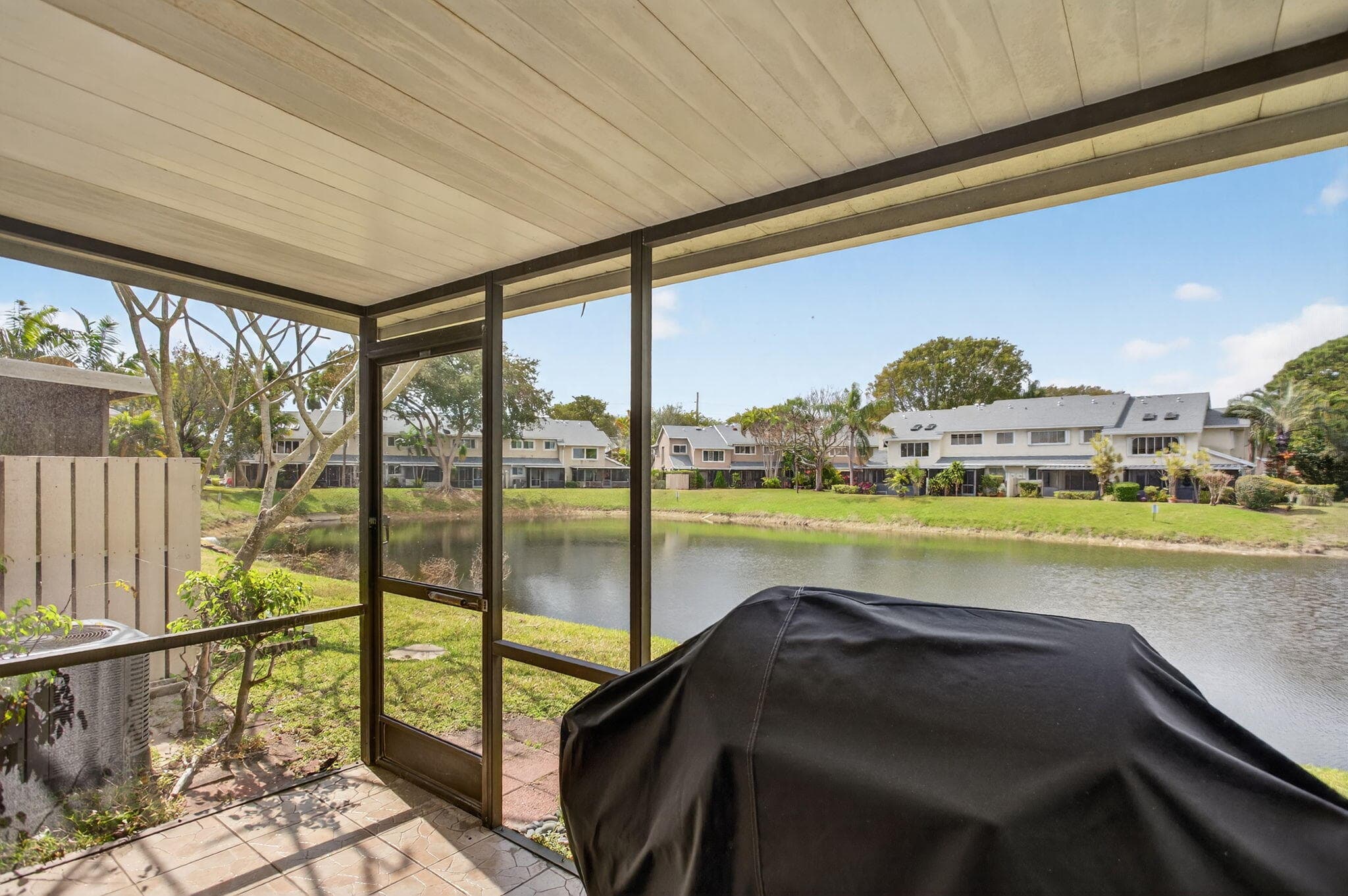 2274 Discovery Circle W 2274, Deerfield Beach, FL 33442 — photo 20 of 21