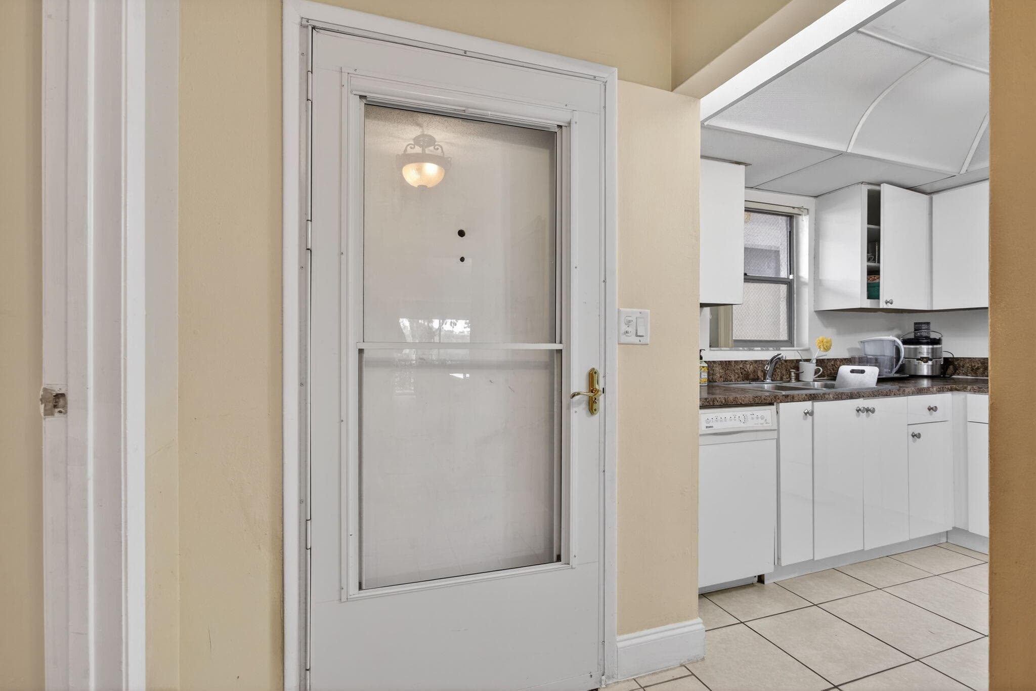 5900 NW 44th Street 115, Lauderhill, FL 33319 — photo 2 of 41
