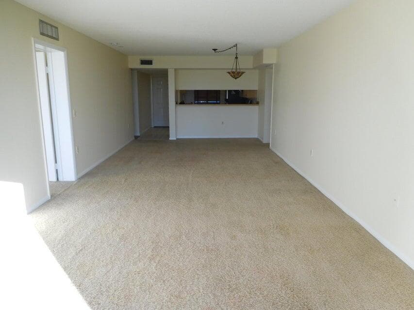 2741 Village Boulevard 304, West Palm Beach, FL 33409 — photo 3 of 12