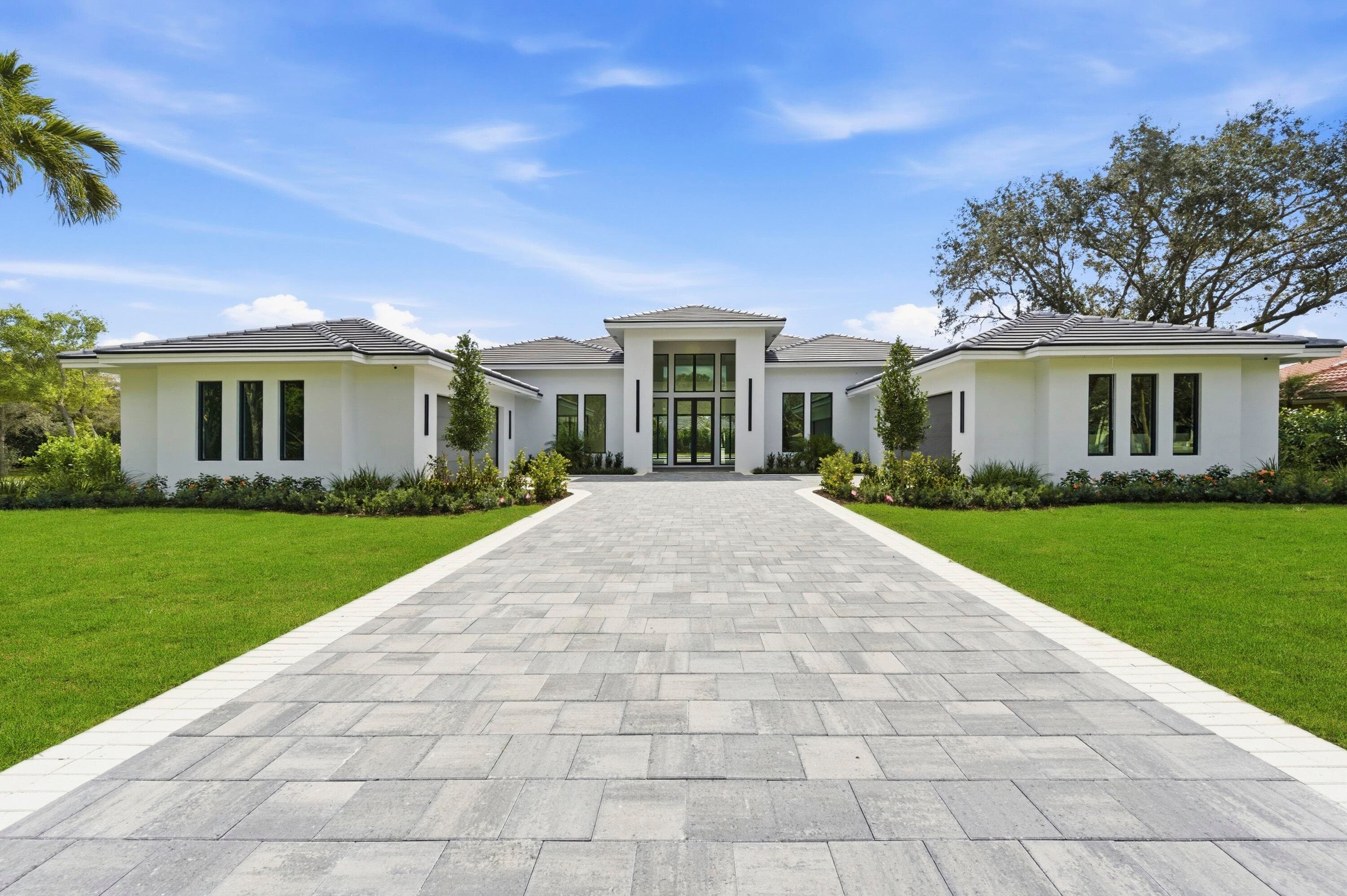5770 Dixie Belle Road, Palm Beach Gardens, FL 33418 — photo 1 of 53
