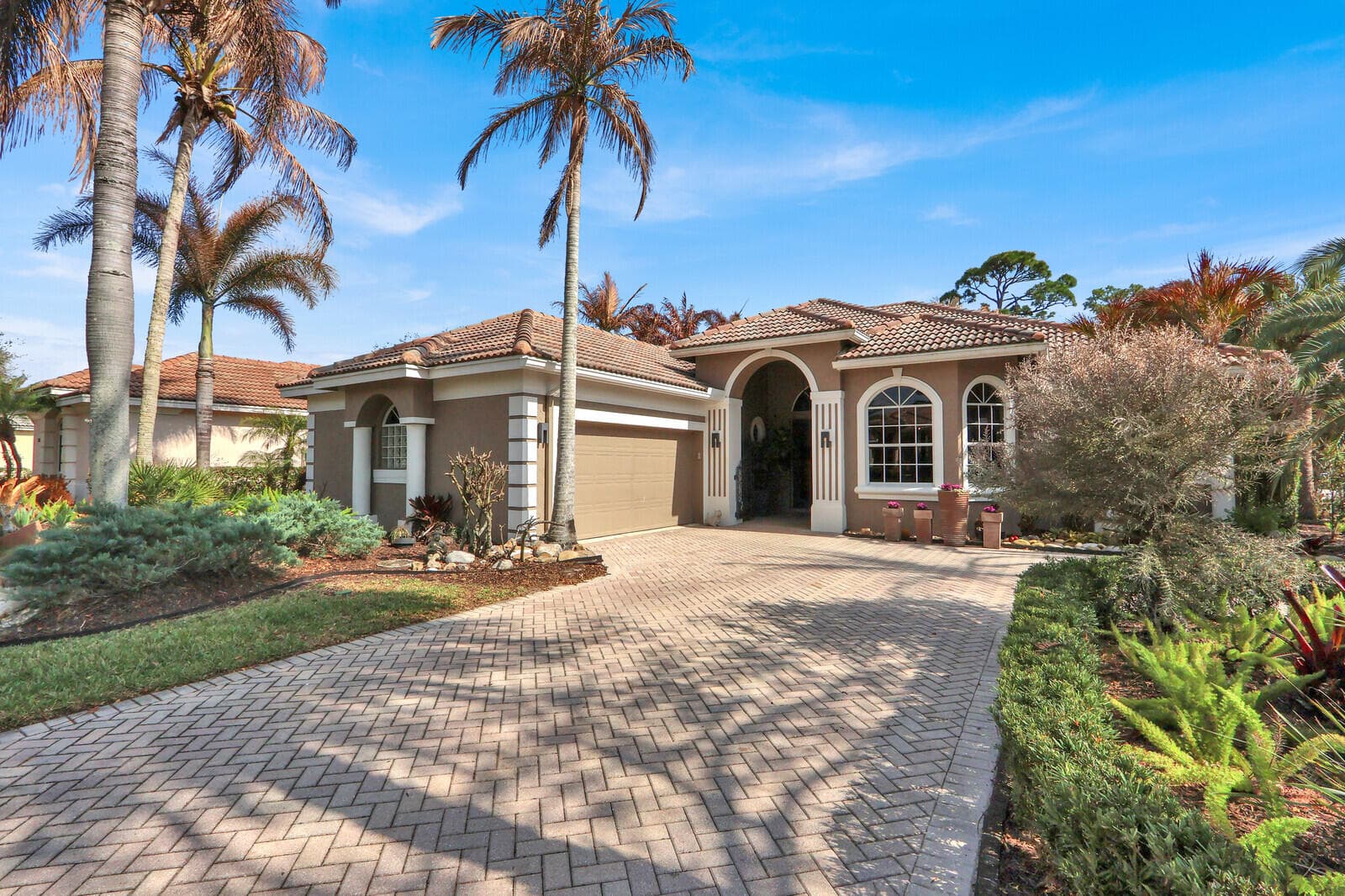 8052 Links Way, Port St. Lucie, FL 34986 — photo 10 of 71