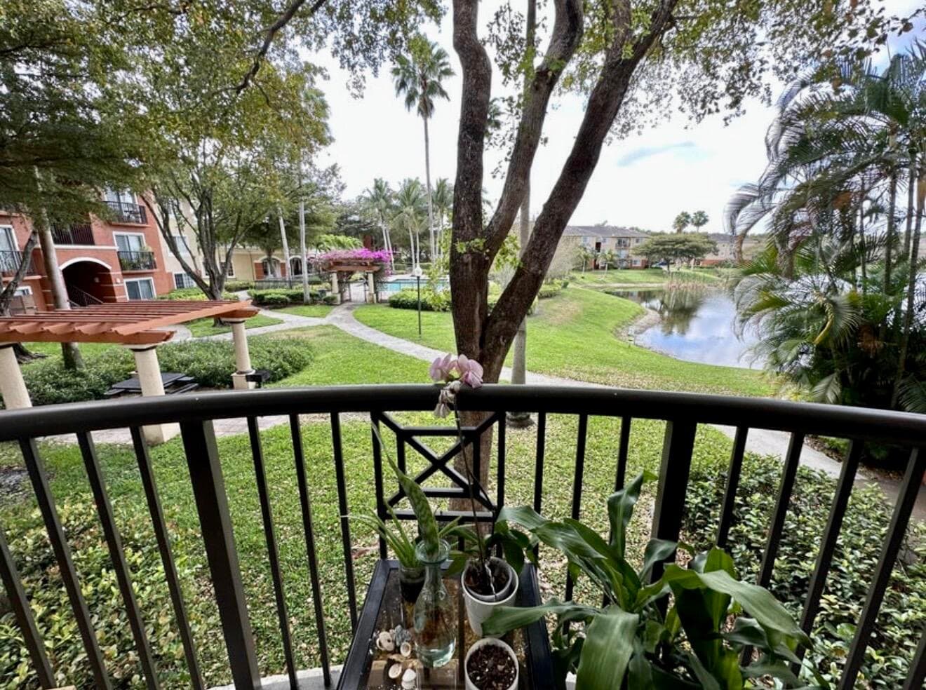 4191 N Haverhill Road 405, West Palm Beach, FL 33417 — photo 20 of 86