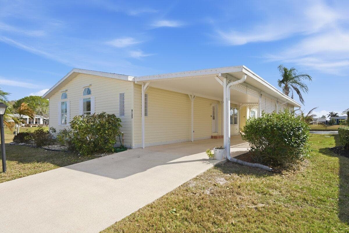 8125 Meadowlark Lane, Port St. Lucie, FL 34952 — photo 6 of 53