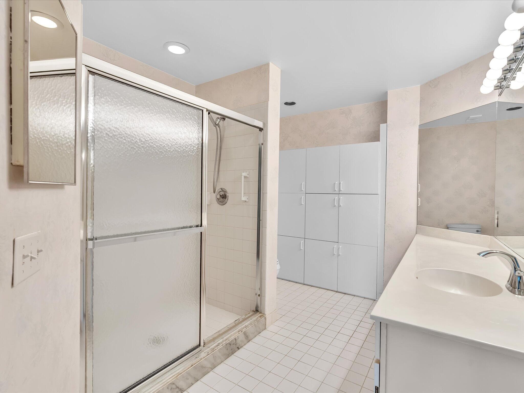 9165 Vineland Court Apt. C, Boca Raton, FL 33496 — photo 23 of 50