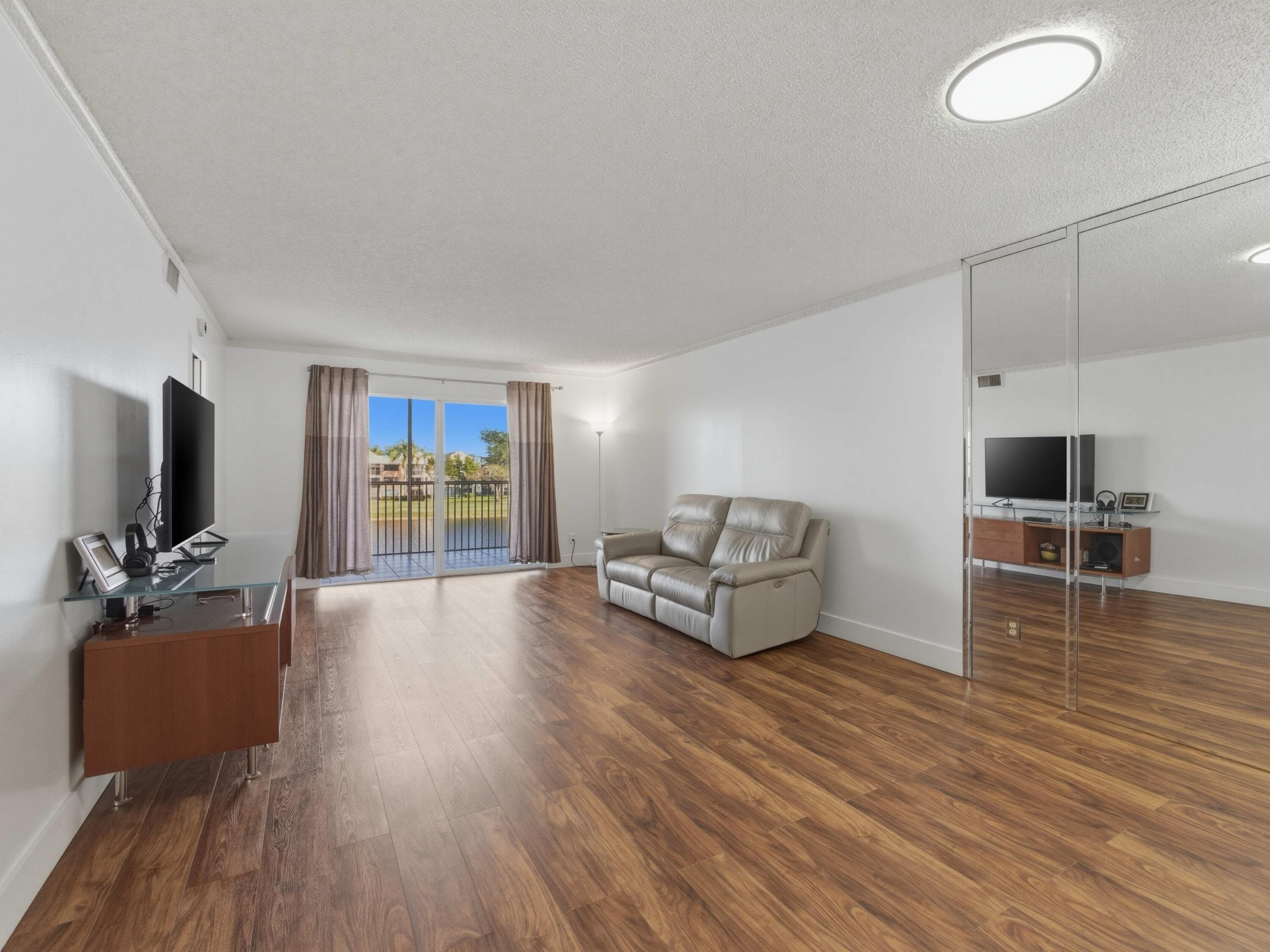 7292 S Devon Drive 302, Tamarac, FL 33321 — photo 11 of 40