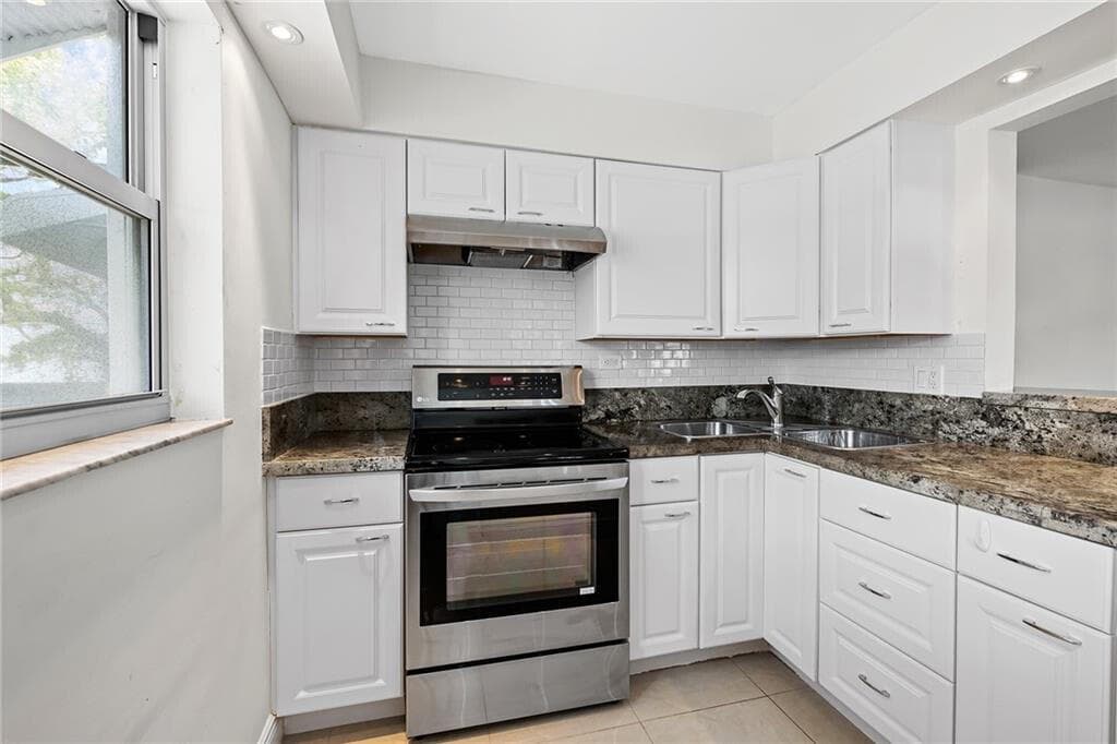 5201 NE 24th Terrace A201, Fort Lauderdale, FL 33308 — photo 3 of 21