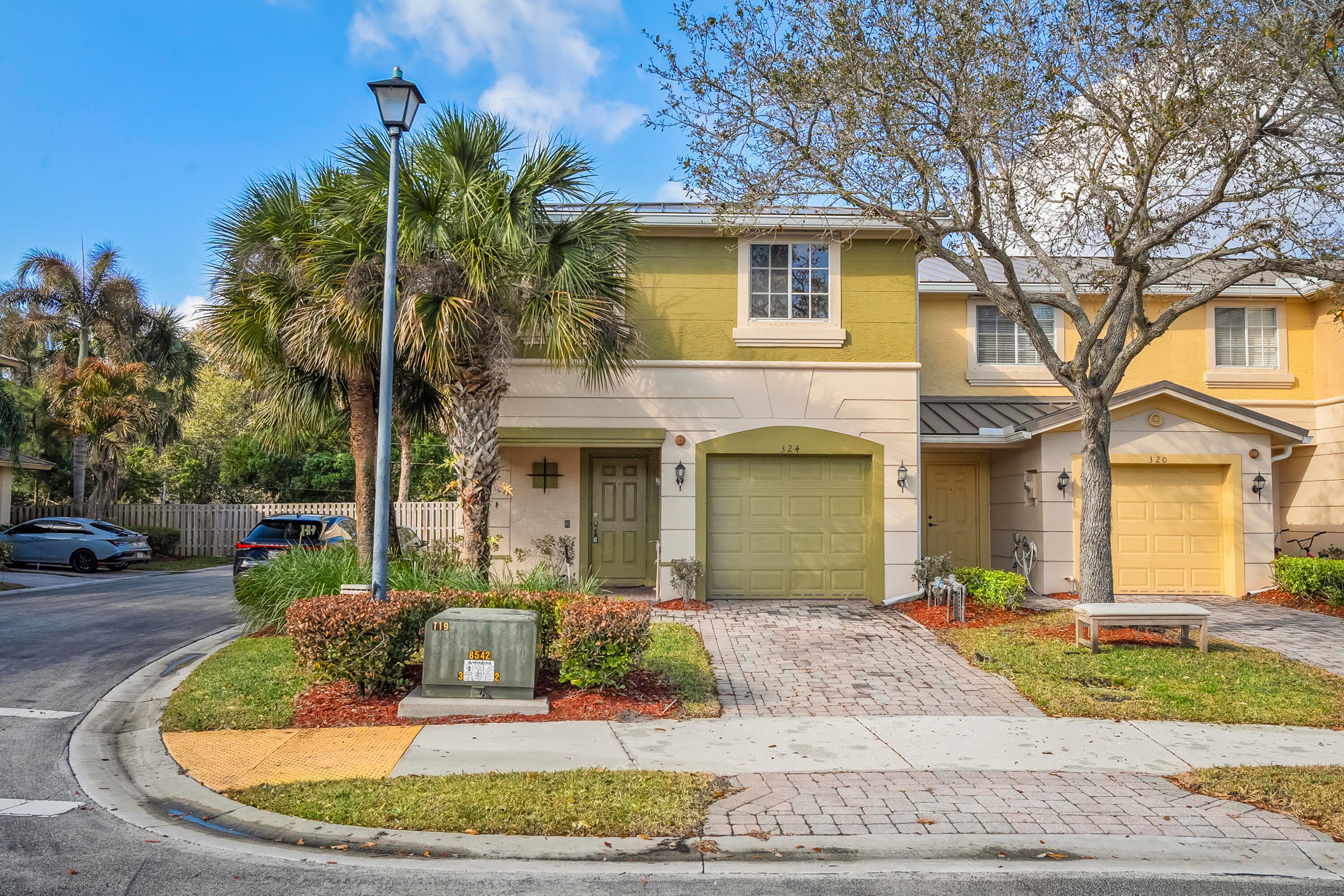 324 SE Bloxham Way, Stuart, FL 34997 — photo 2 of 35