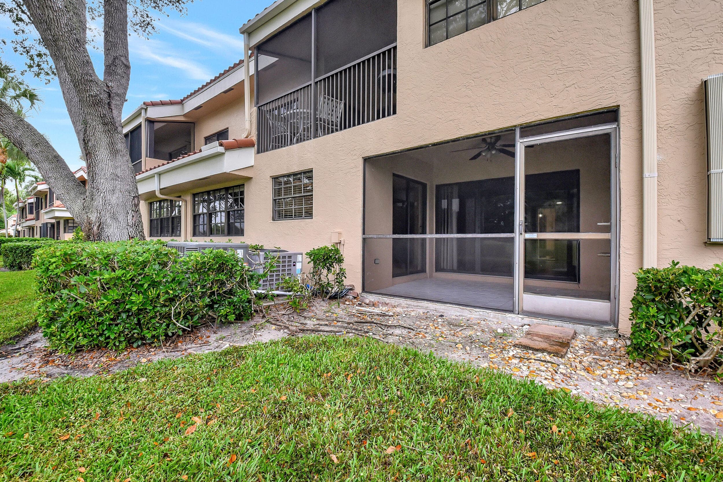 17396 Boca Club Boulevard 104, Boca Raton, FL 33487 — photo 29 of 40