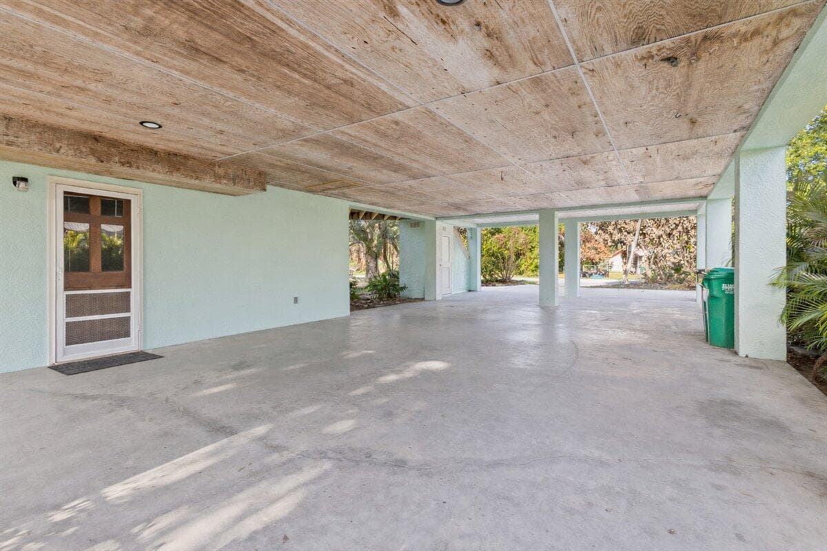 2321 Atlantic Beach Boulevard, Hutchinson Island, FL 34949 — photo 33 of 38