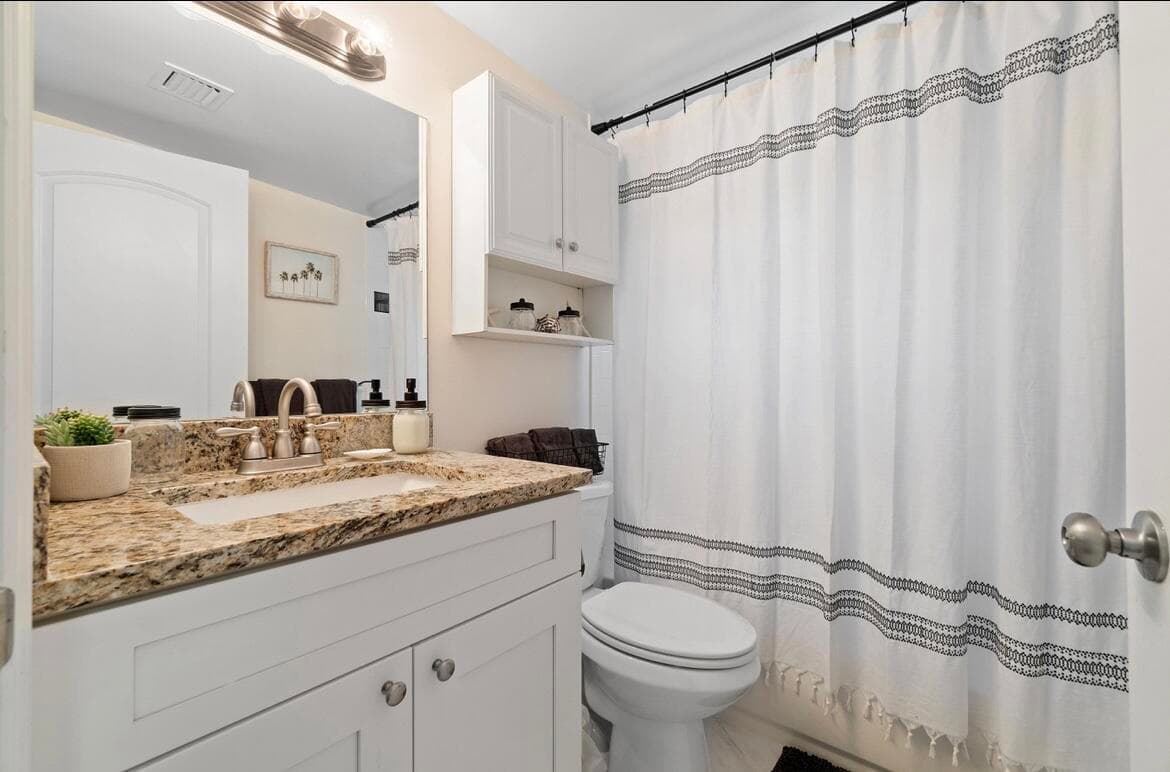 727 S Lake Drive, Lantana, FL 33462 — photo 14 of 41