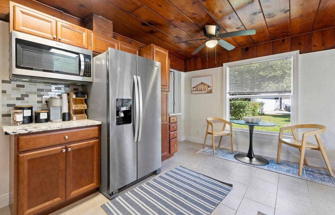 727 S Lake Drive, Lantana, FL 33462 — photo 15 of 41
