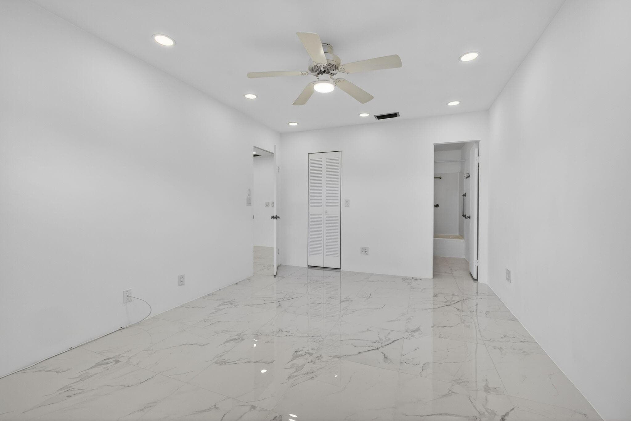 105 Lake Irene Drive, West Palm Beach, FL 33411 — photo 16 of 40