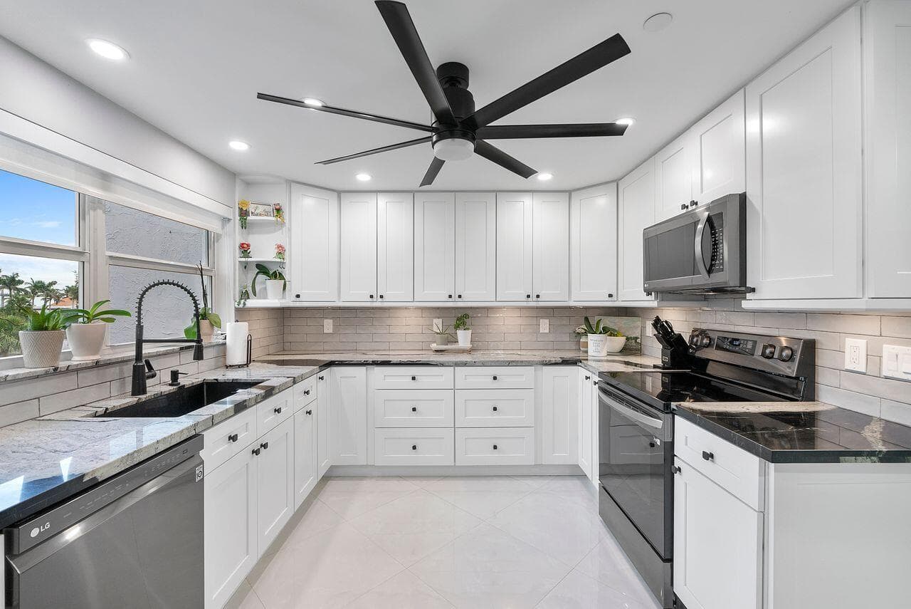 3300 S Ocean Boulevard 317-c, Highland Beach, FL 33487 — photo