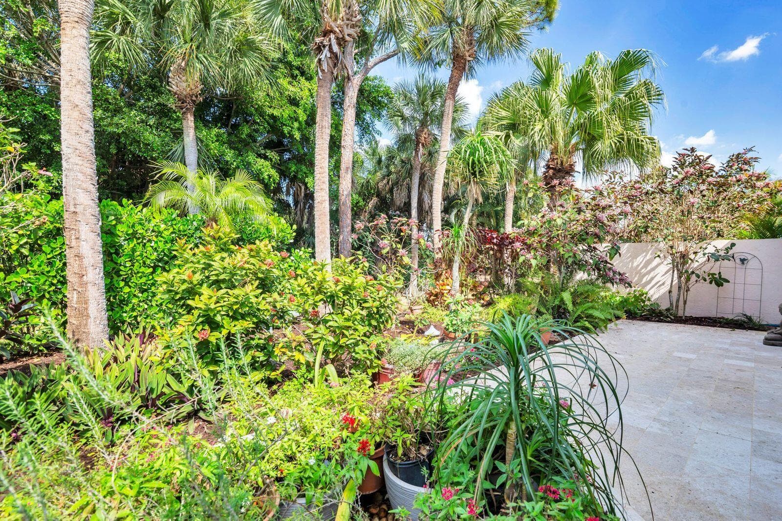 9213 Heathridge Drive, West Palm Beach, FL 33411 — photo 32 of 57
