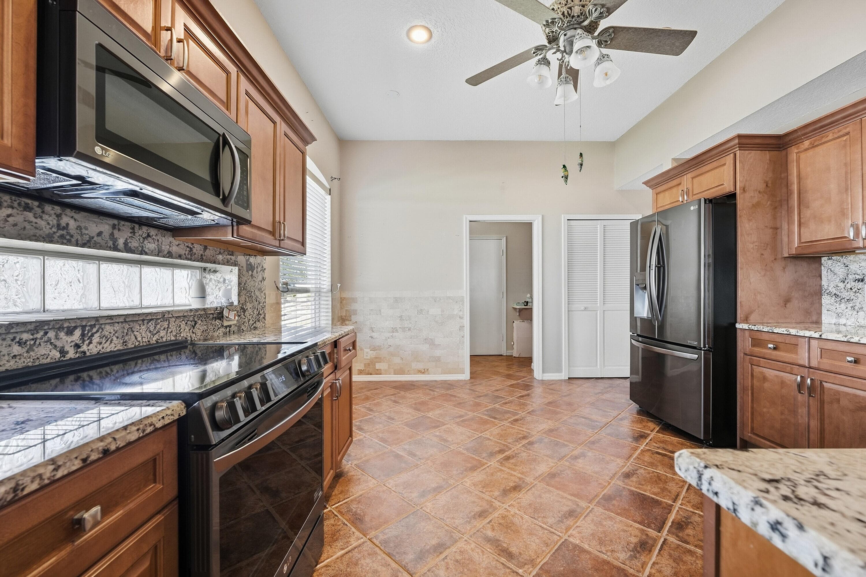640 NW Venetto Court, Port St. Lucie, FL 34986 — photo 10 of 47