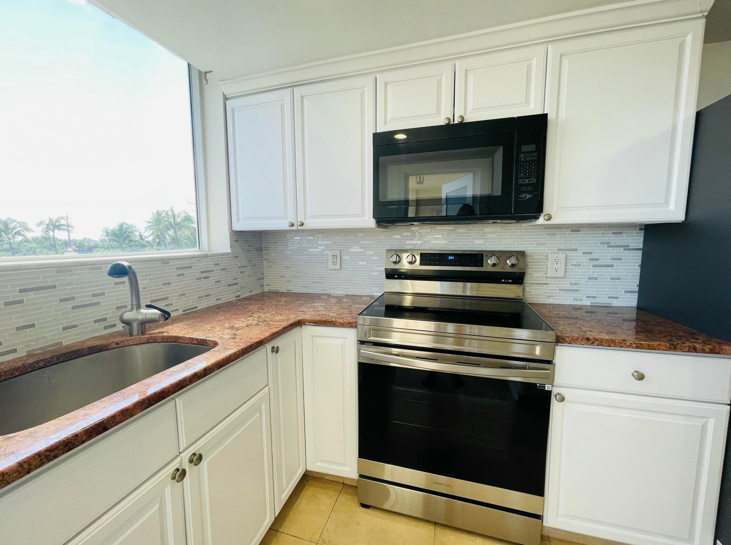 1237 Hillsboro Mile 302, Hillsboro Beach, FL 33062 — photo 53 of 115
