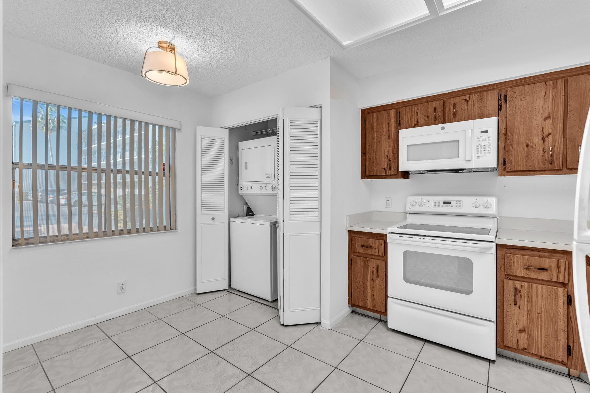 6650 S Oriole Boulevard 1040, Delray Beach, FL 33446 — photo 7 of 46