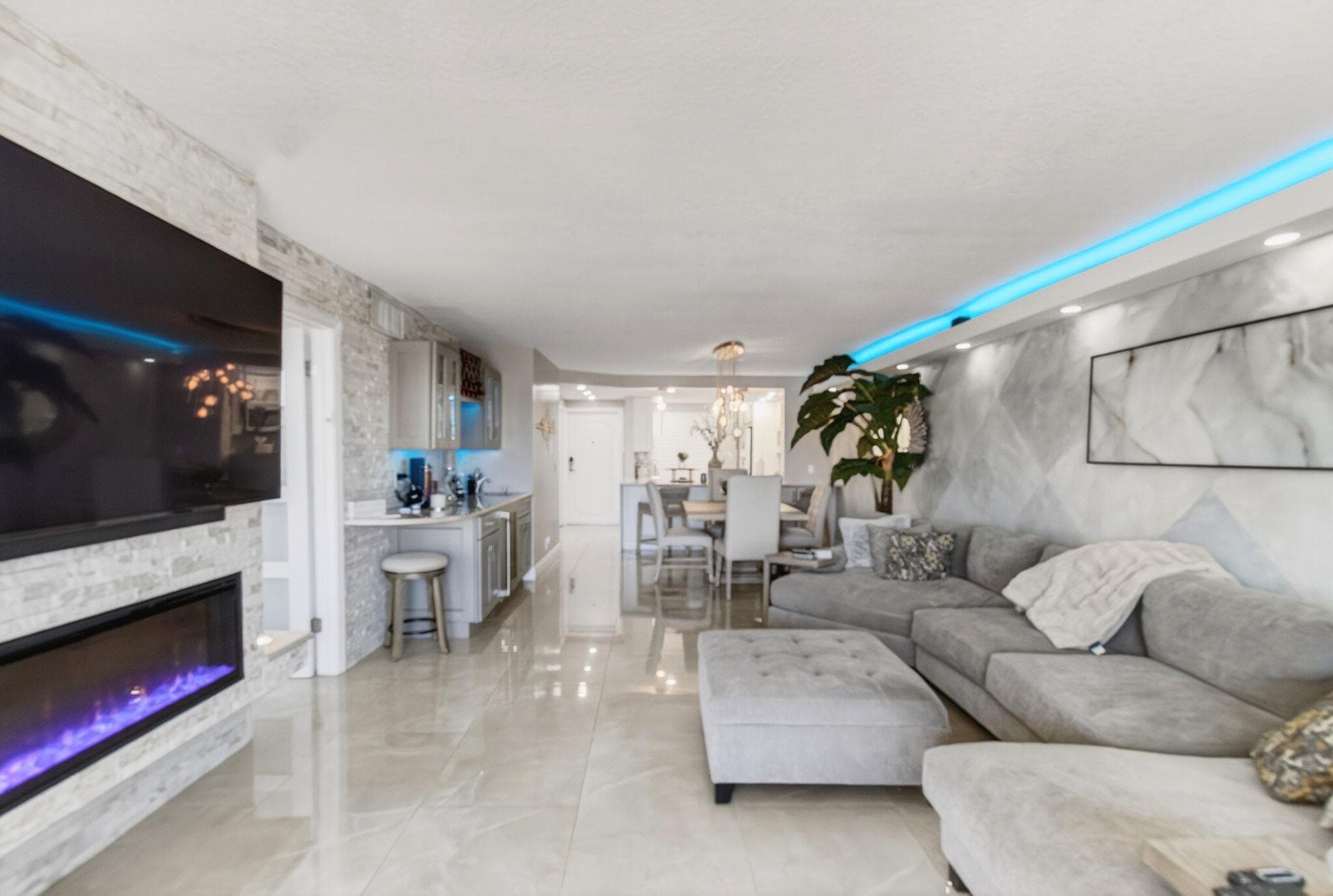 2717 Florida Boulevard 423, Delray Beach, FL 33483 — photo 1 of 16
