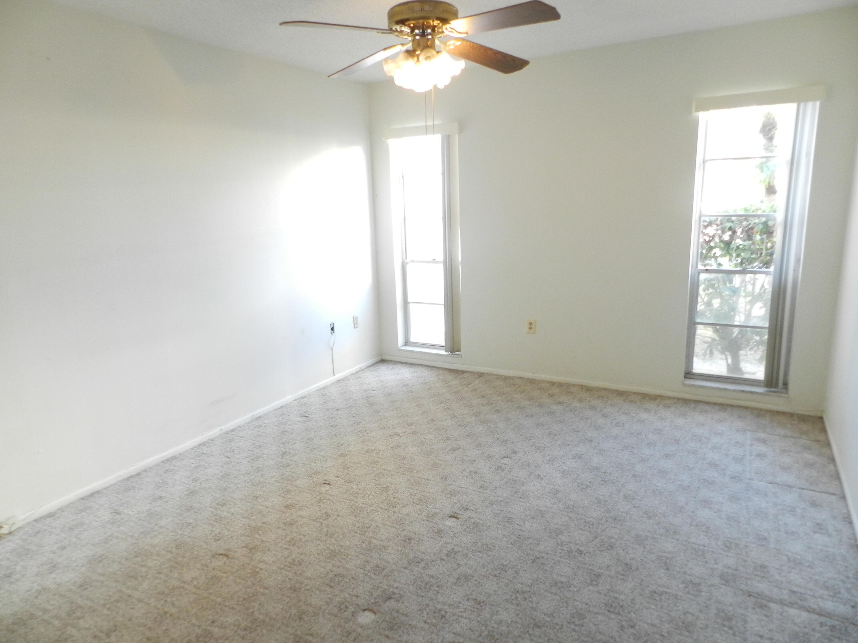 4 Greenway Village N 107, Royal Palm Beach, FL 33411 — photo 12 of 21