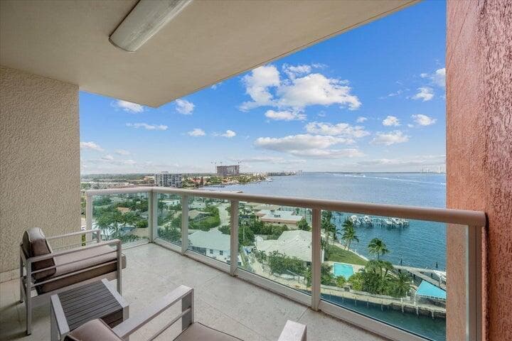 2650 Lake Shore Drive 1004, Riviera Beach, FL 33404 — photo 16 of 23