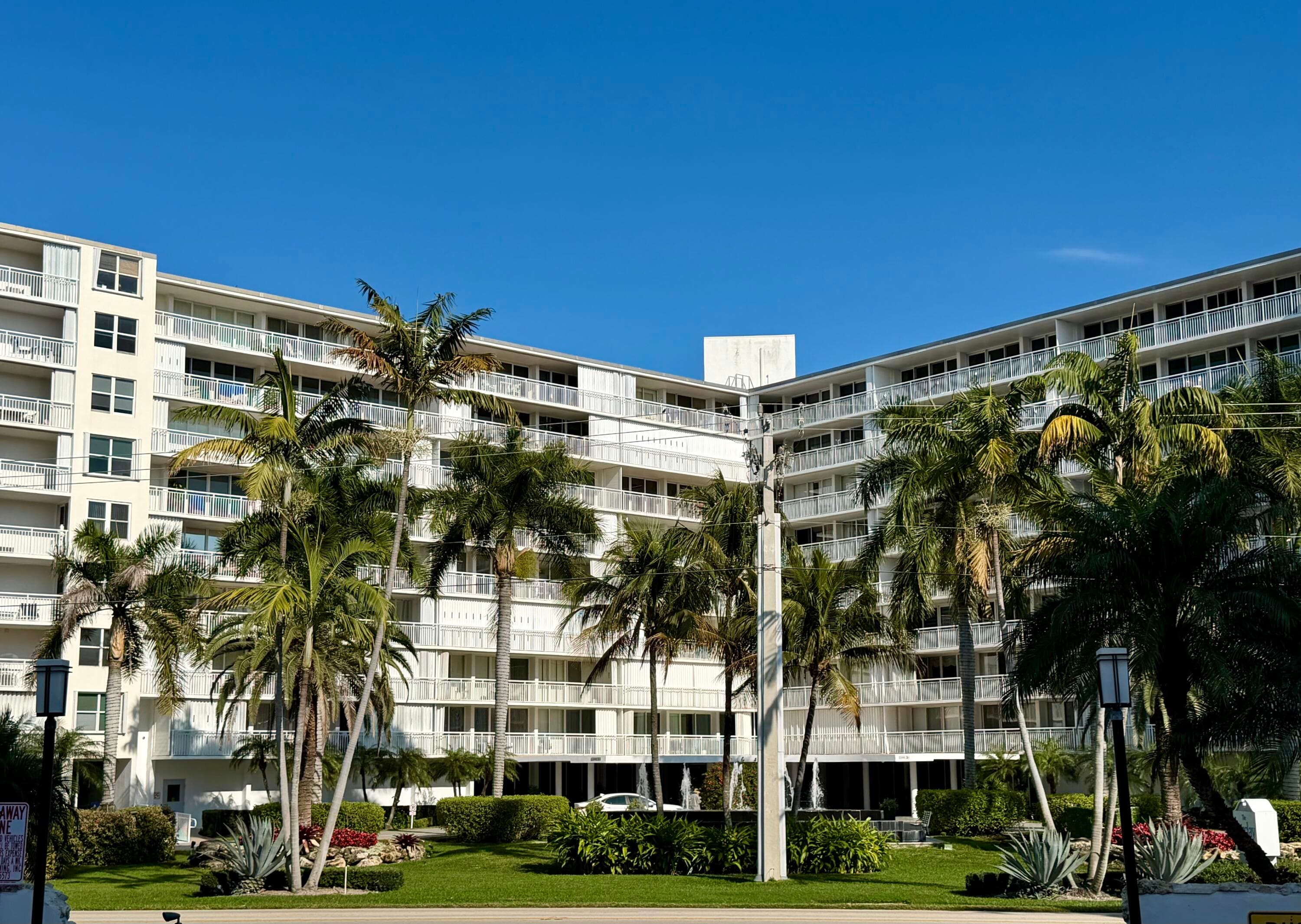 3546 S Ocean Boulevard 516, South Palm Beach, FL 33480 — photo 3 of 84