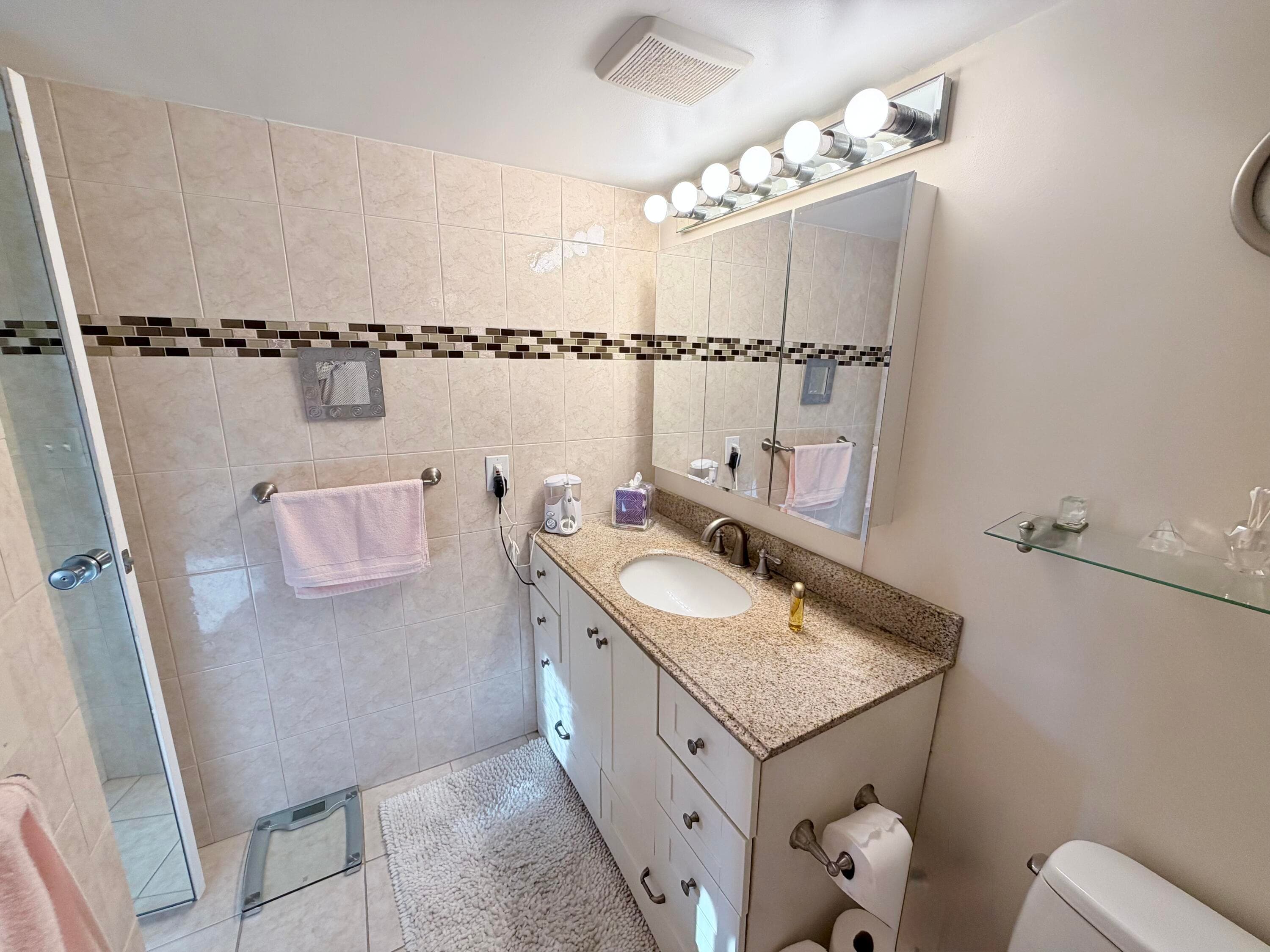 3546 S Ocean Boulevard 516, South Palm Beach, FL 33480 — photo 12 of 84