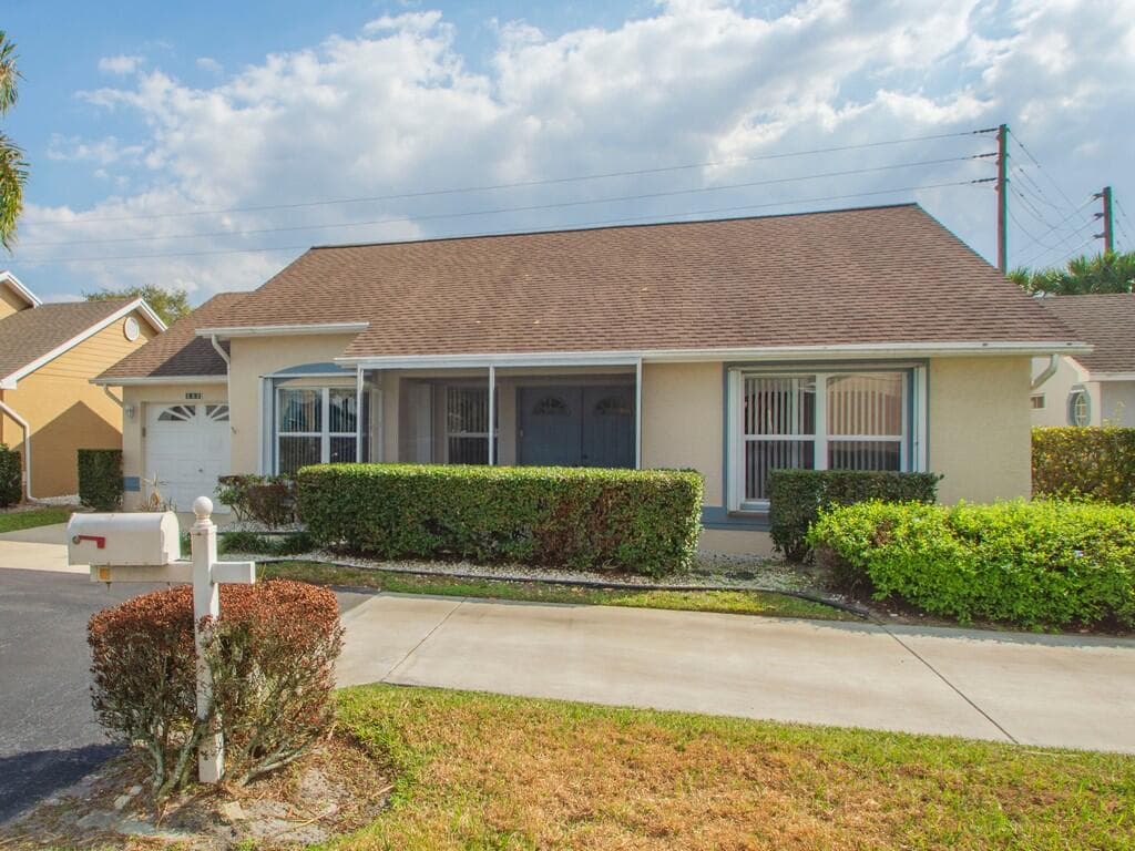 352 NW Tuscany Way, Port St. Lucie, FL 34986 — photo 2 of 42