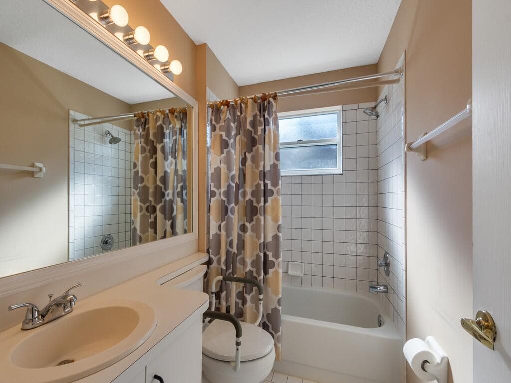 352 NW Tuscany Way, Port St. Lucie, FL 34986 — photo 19 of 42