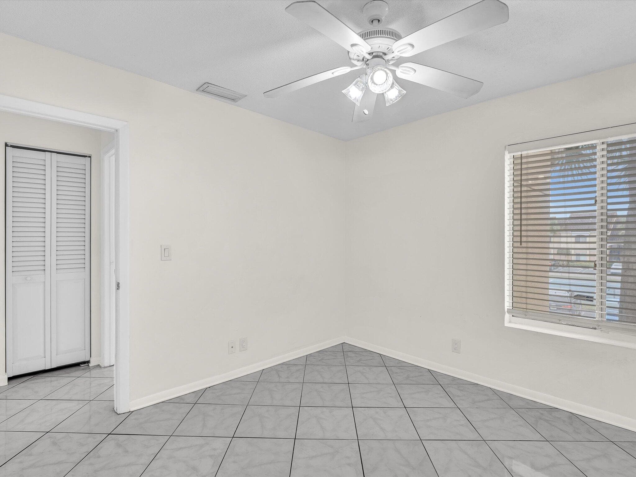 815 W Boynton Beach Boulevard 16-205, Boynton Beach, FL 33426 — photo 38 of 58