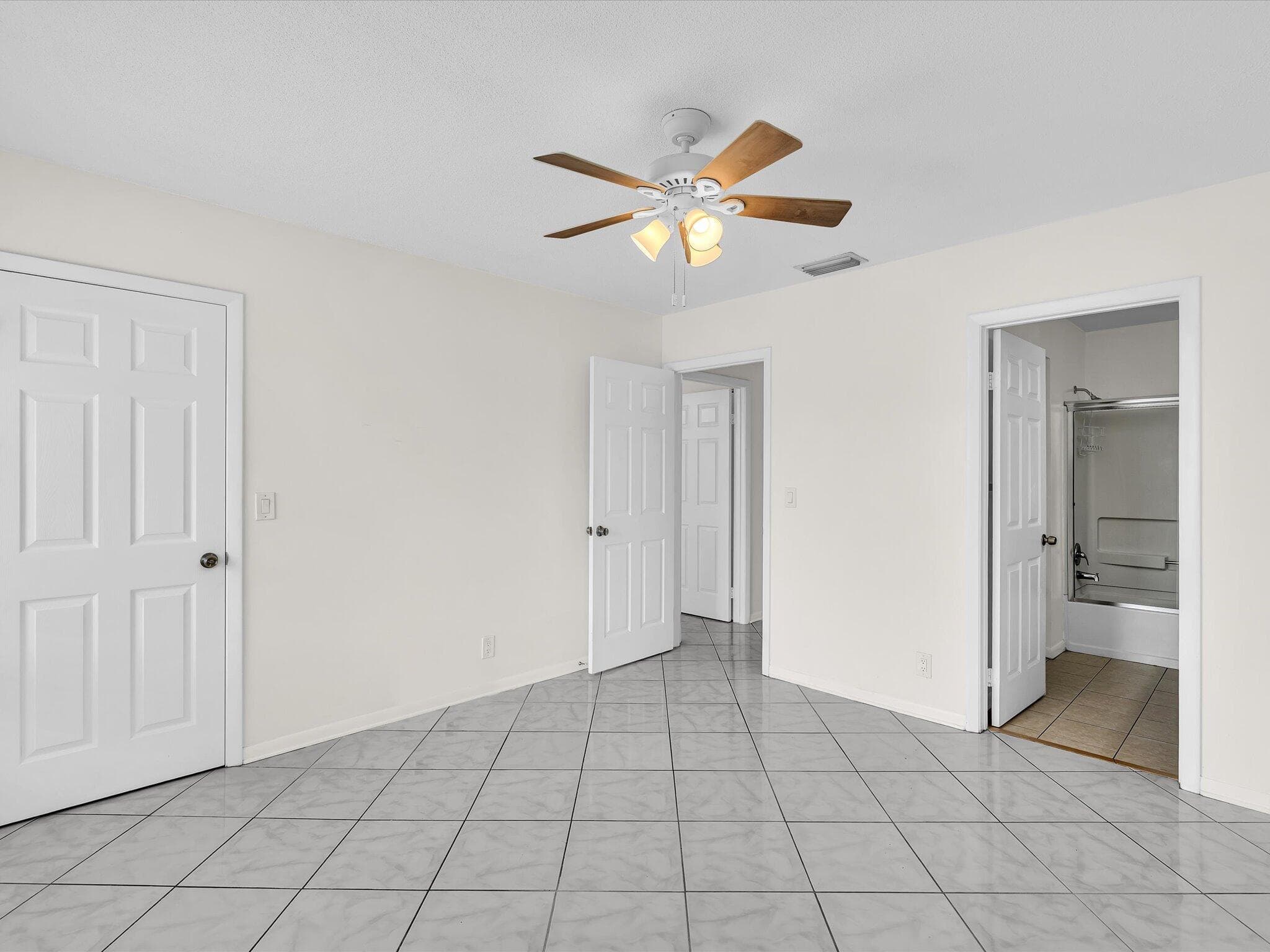 815 W Boynton Beach Boulevard 16-205, Boynton Beach, FL 33426 — photo 41 of 58