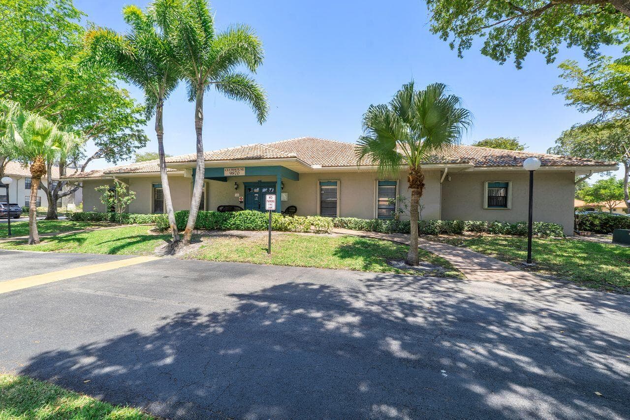9960 Pineapple Tree Drive 107, Boynton Beach, FL 33436 — photo 31 of 35