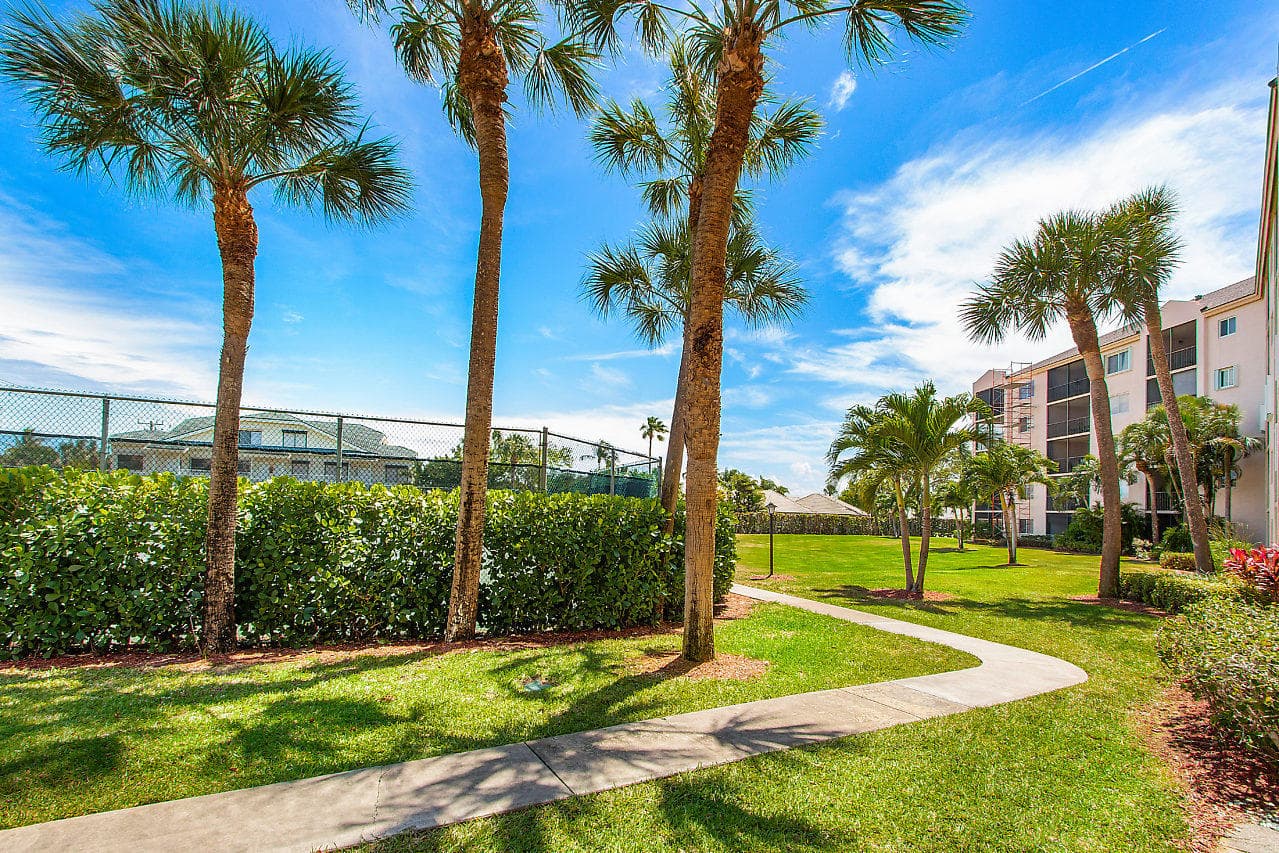275 Palm Avenue A201, Jupiter, FL 33477 — photo 7 of 58