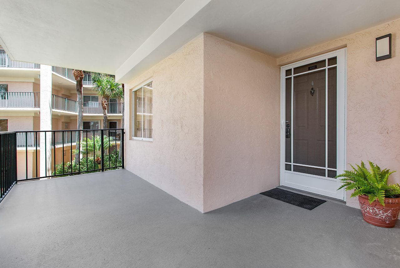 275 Palm Avenue A201, Jupiter, FL 33477 — photo 32 of 58