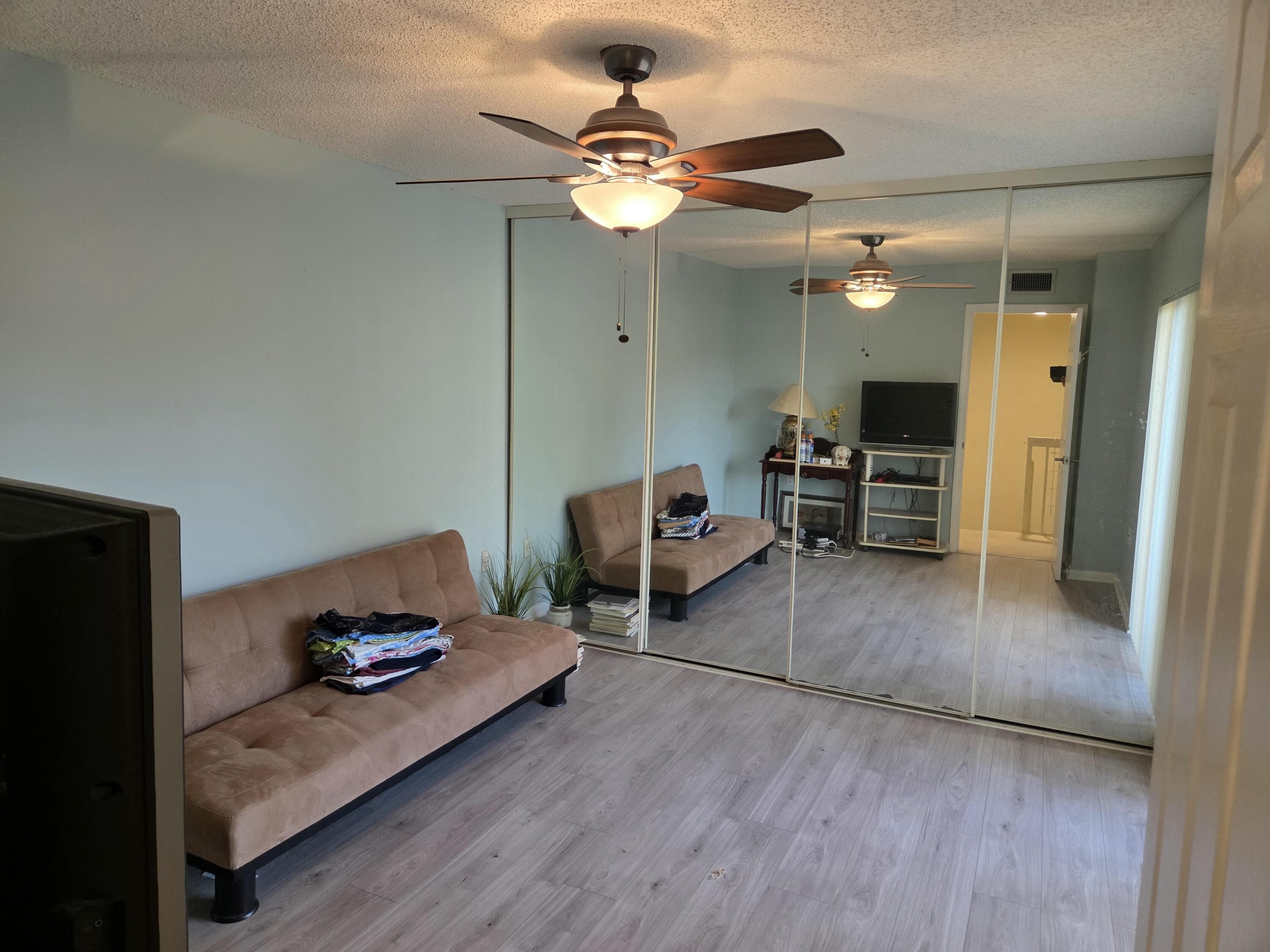 1700 Embassy Drive 512, West Palm Beach, FL 33401 — photo 3 of 15