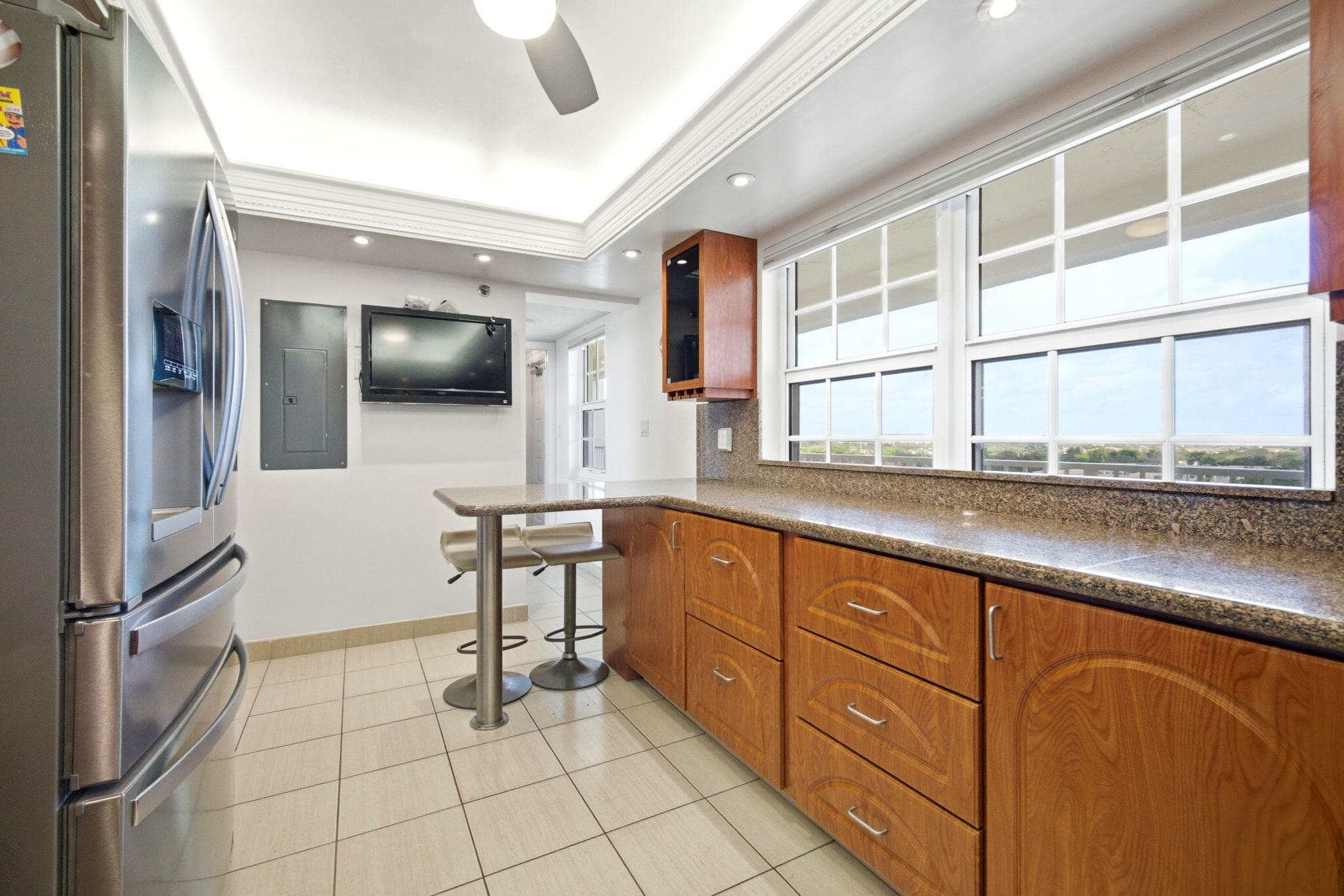 3507 Oaks Way 911, Pompano Beach, FL 33069 — photo 5 of 59