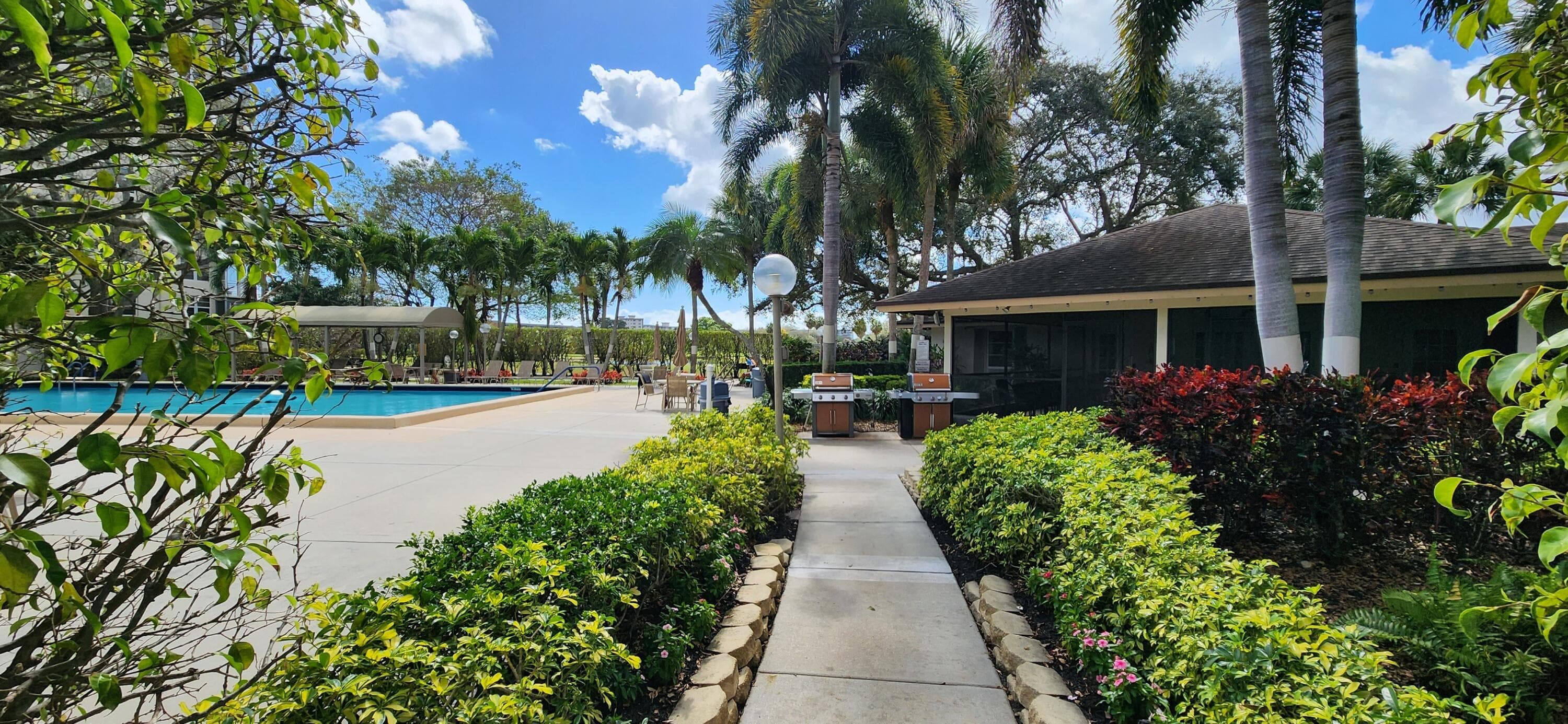 3507 Oaks Way 911, Pompano Beach, FL 33069 — photo 43 of 59