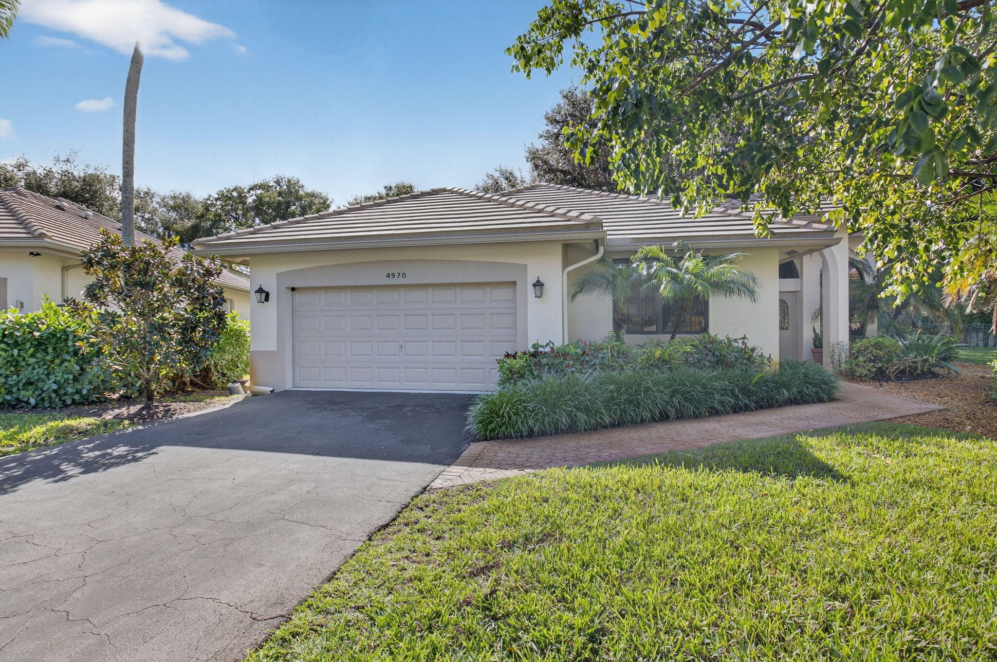 4970 Pine Tree Drive 4970, Boynton Beach, FL 33436 — photo 3 of 47