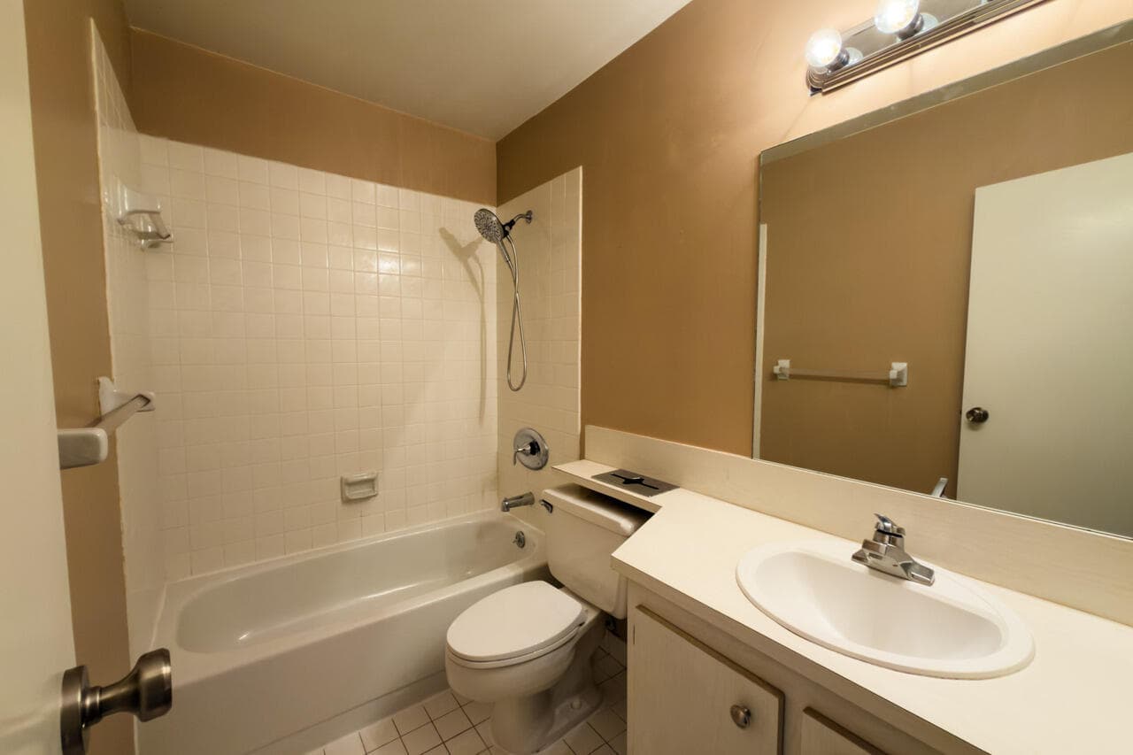 930 SW 9th Street Circle 205, Boca Raton, FL 33486 — photo 29 of 39