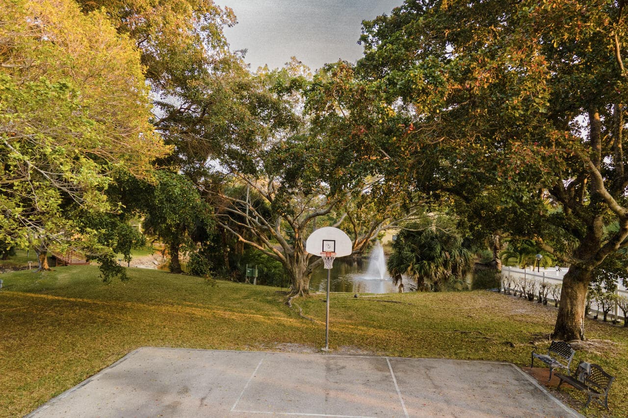 930 SW 9th Street Circle 205, Boca Raton, FL 33486 — photo 37 of 39