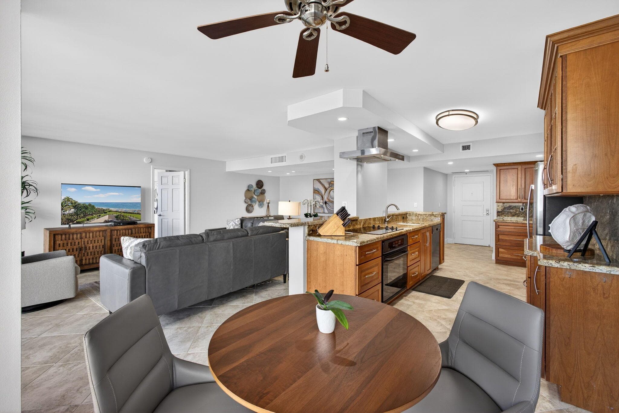 4200 N Ocean Drive 1-406, Singer Island, FL 33404 — photo 14 of 82