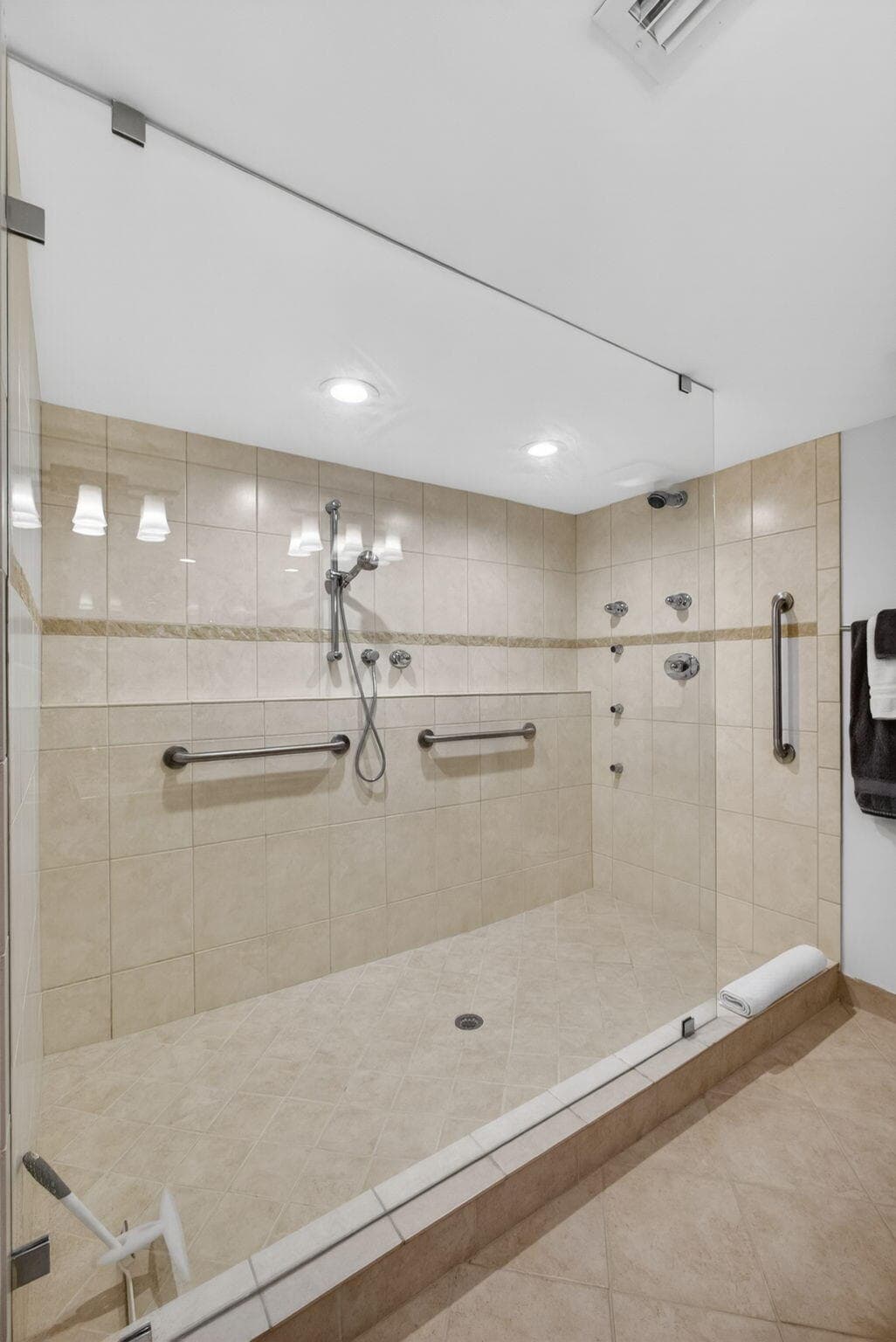 4200 N Ocean Drive 1-406, Singer Island, FL 33404 — photo 46 of 82