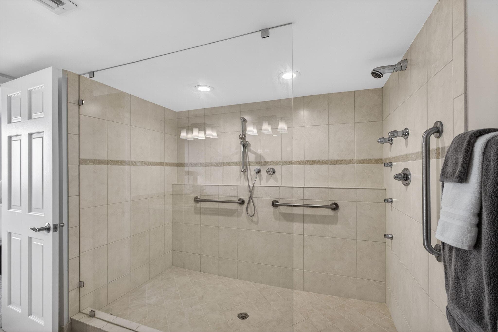 4200 N Ocean Drive 1-406, Singer Island, FL 33404 — photo 48 of 82