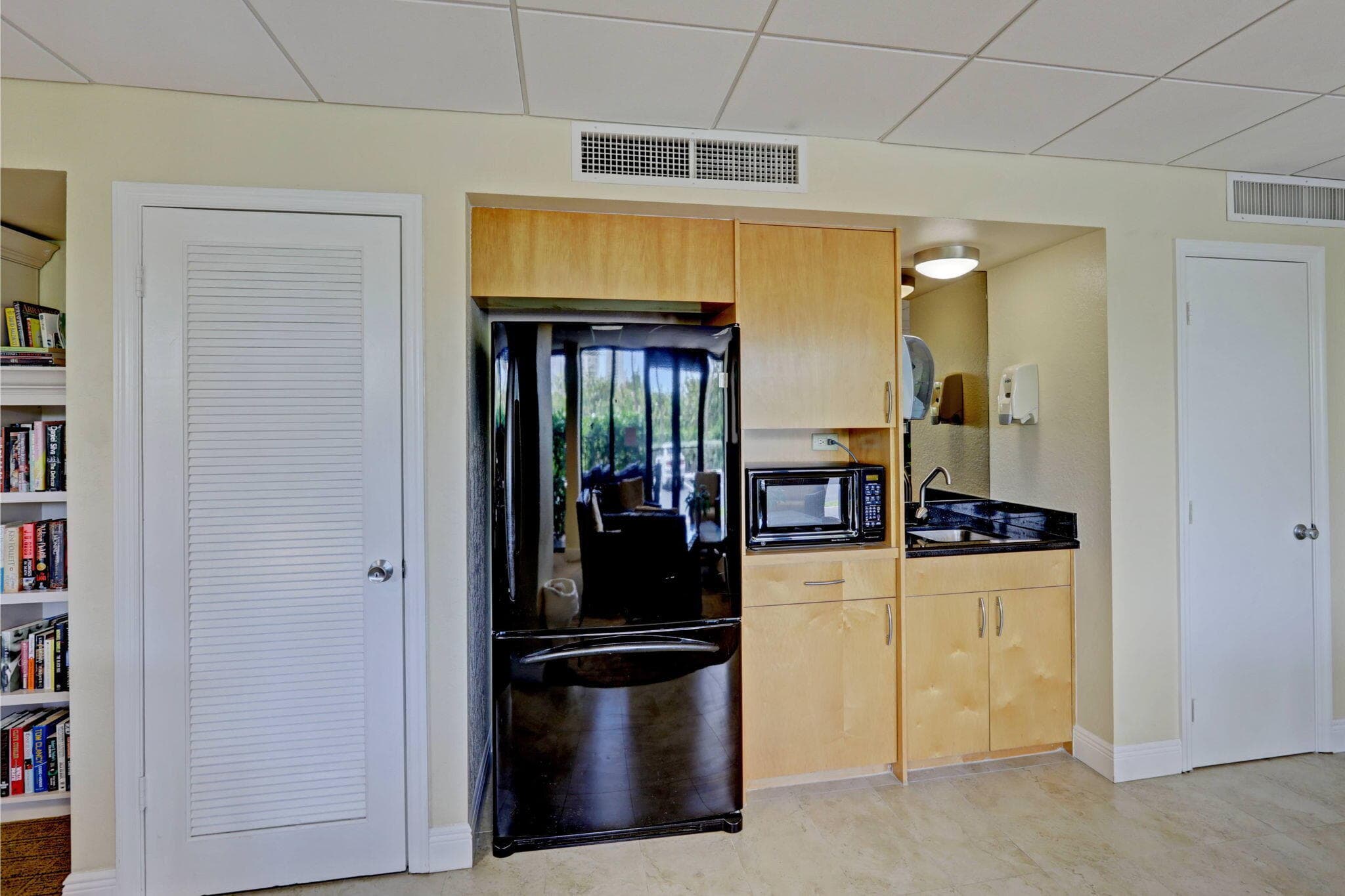 4200 N Ocean Drive 1-406, Singer Island, FL 33404 — photo 68 of 82