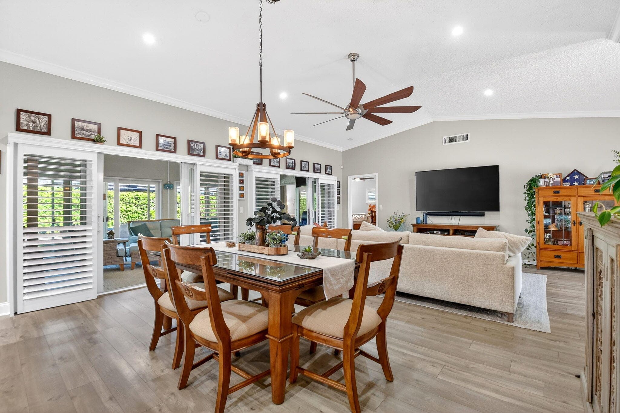 10265 Greentrail Drive N, Boynton Beach, FL 33436 — photo 17 of 70