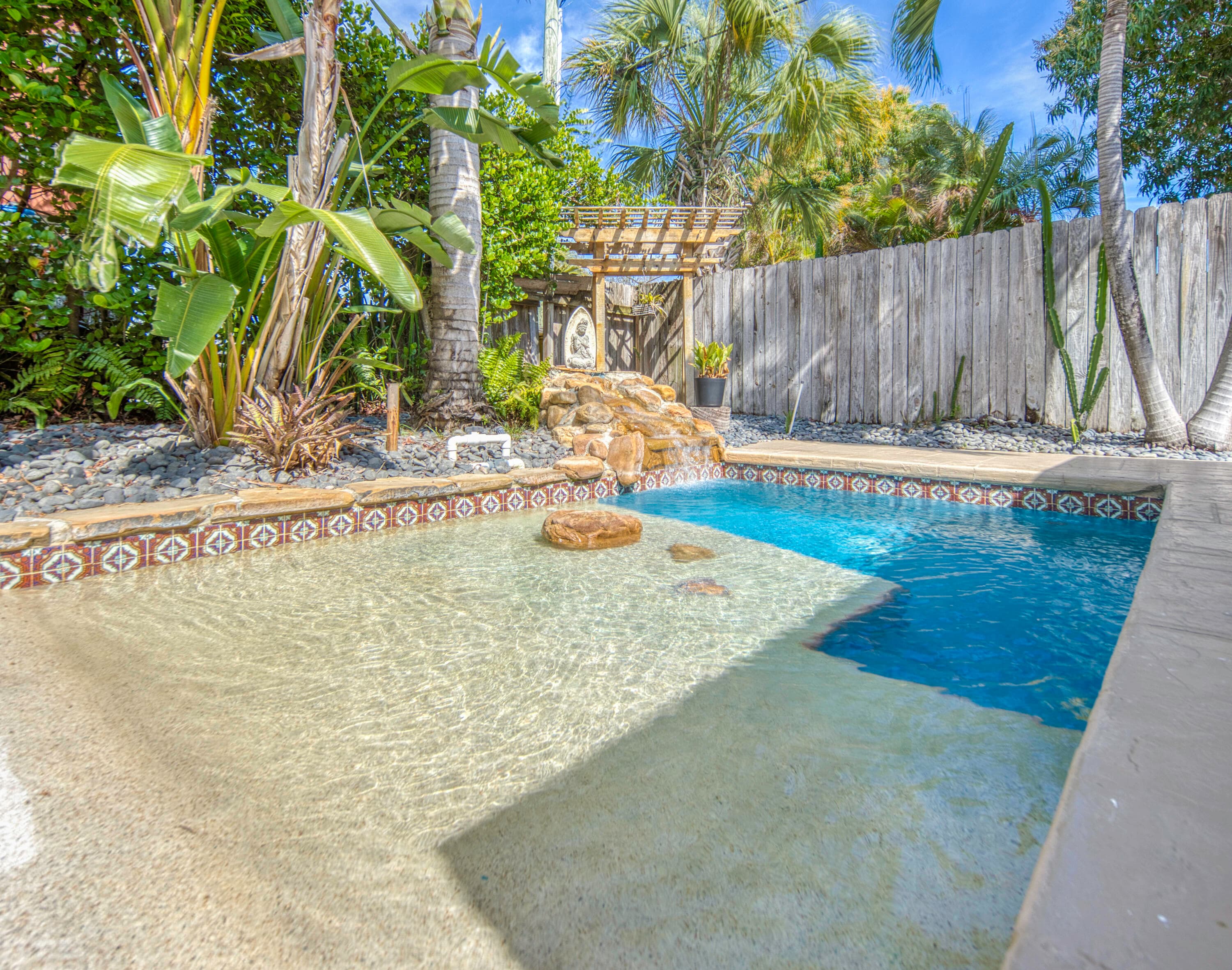 626 N J Street, Lake Worth Beach, FL 33460 — photo 2 of 55