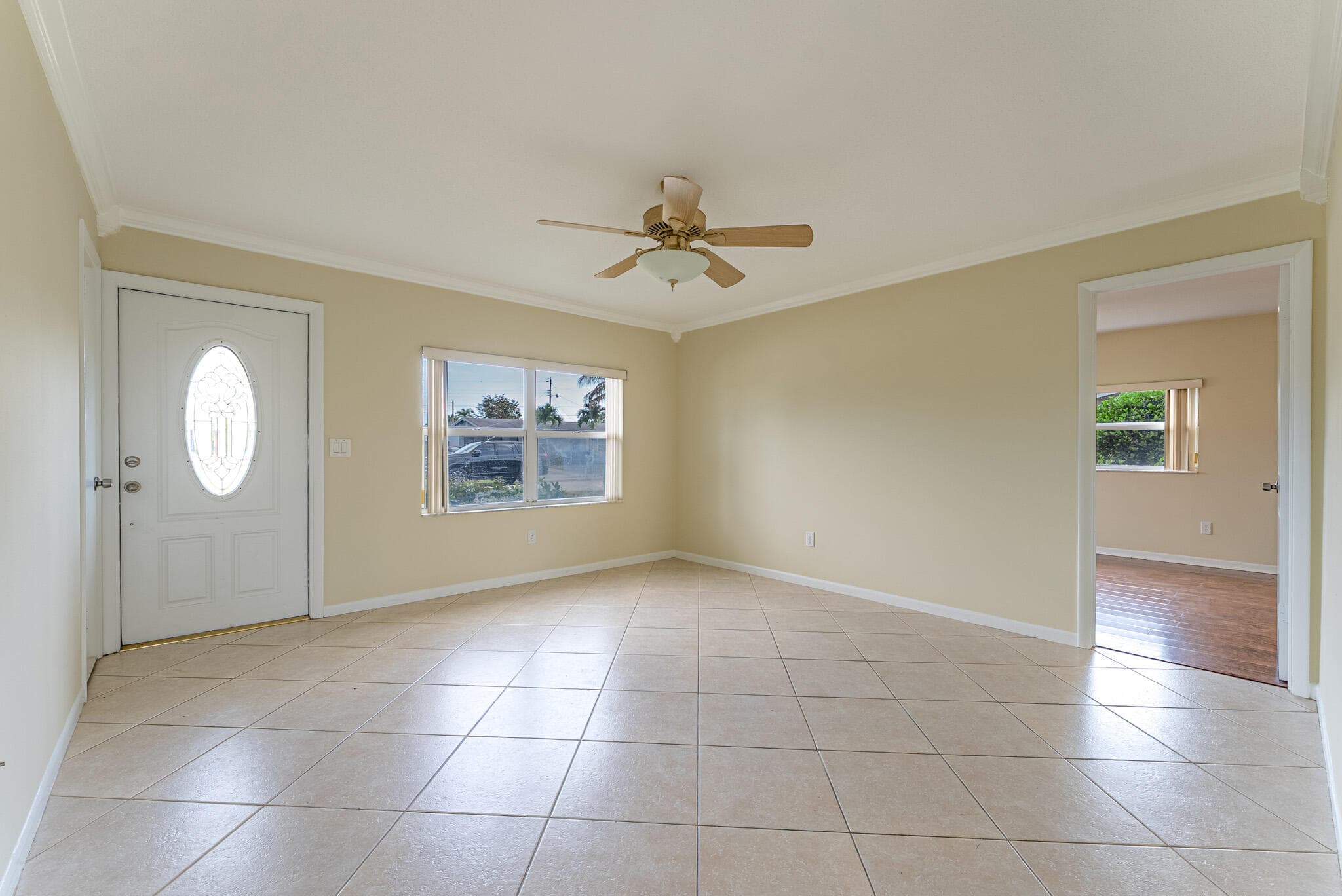425 Palo Alto Drive, Palm Springs, FL 33461 — photo 9 of 31