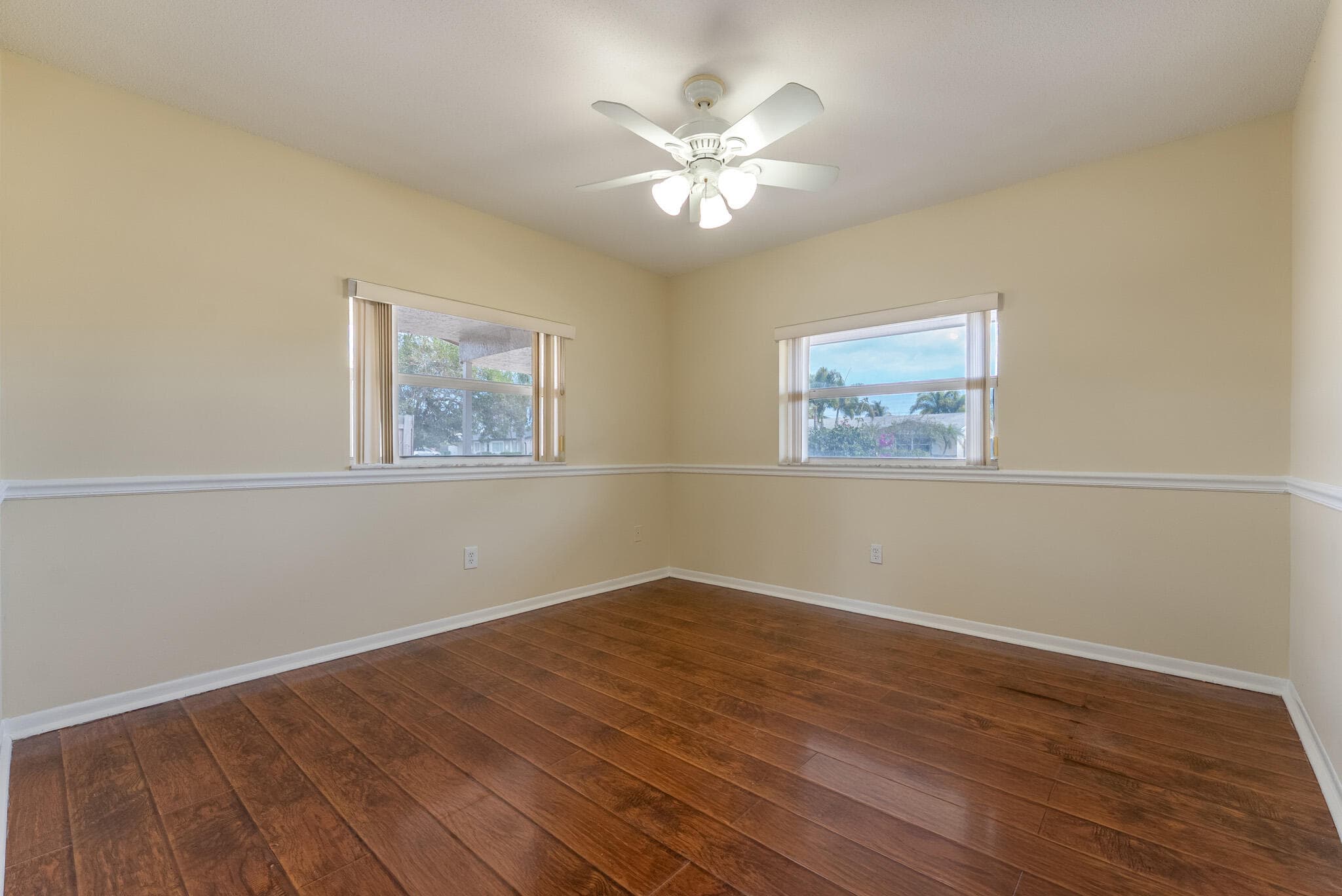 425 Palo Alto Drive, Palm Springs, FL 33461 — photo 16 of 31
