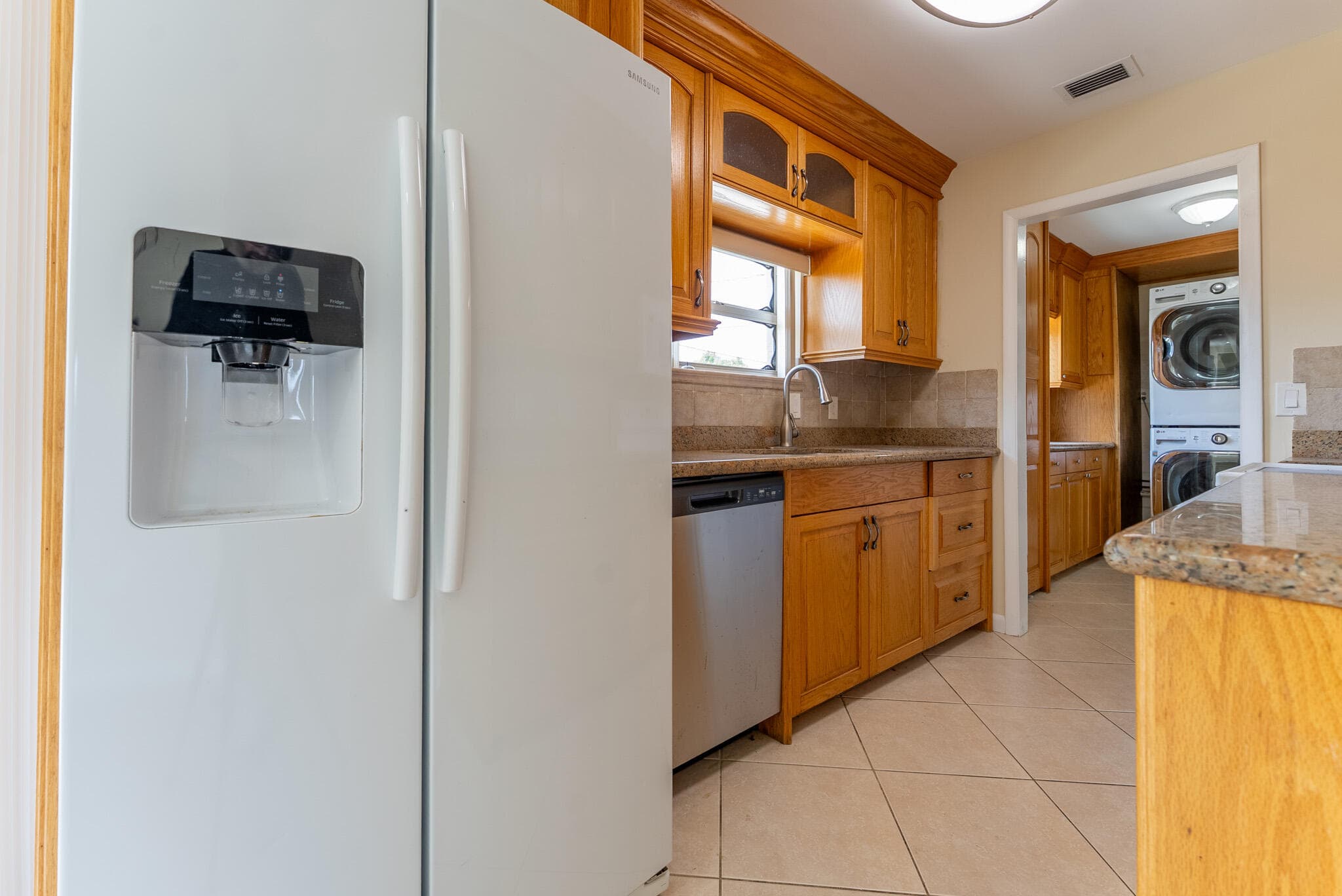 425 Palo Alto Drive, Palm Springs, FL 33461 — photo 10 of 31