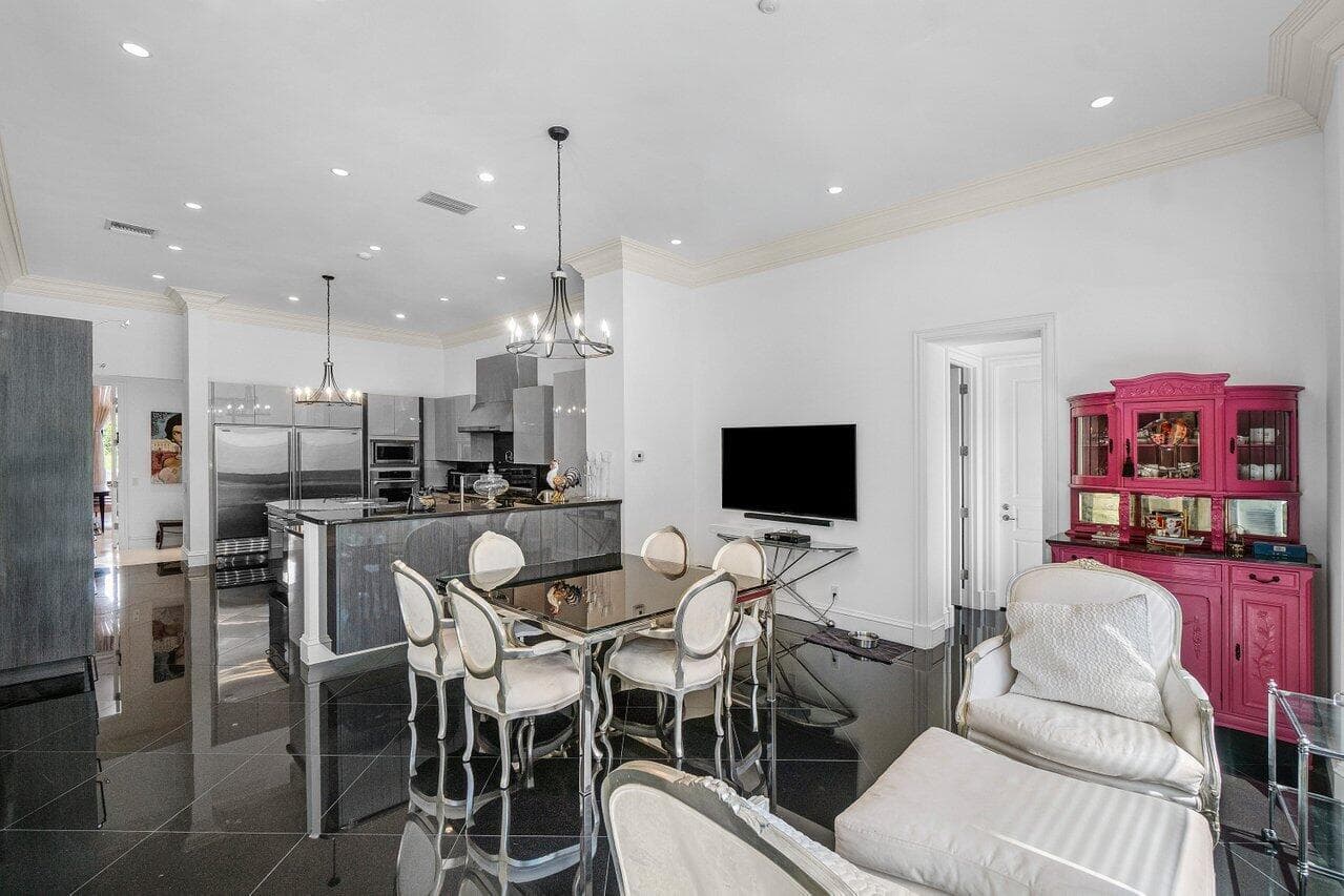 7172 Valencia Drive, Boca Raton, FL 33433 — photo 14 of 51