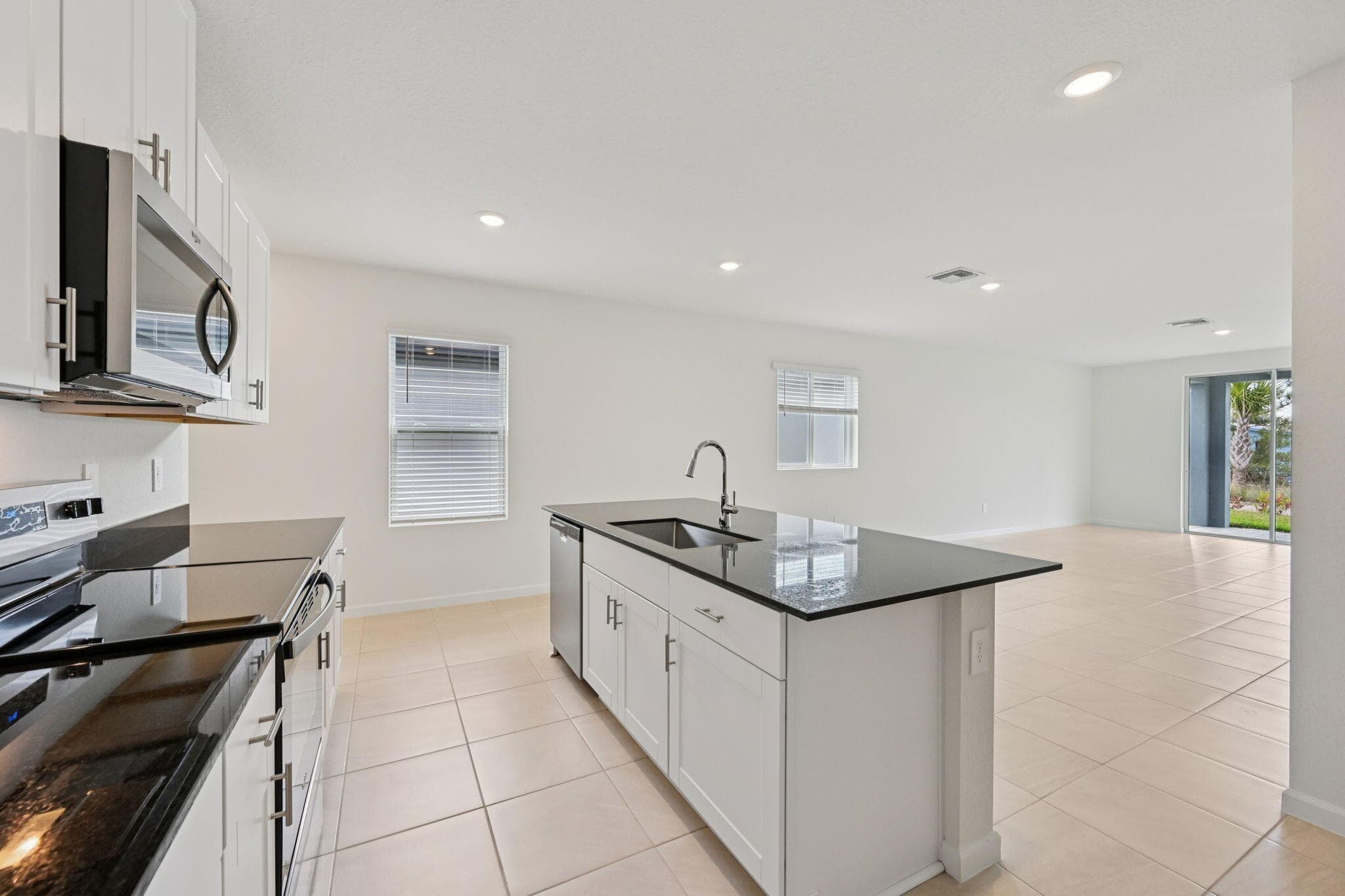 14304 SW New Dawn Road, Indiantown, FL 34956 — photo 7 of 40